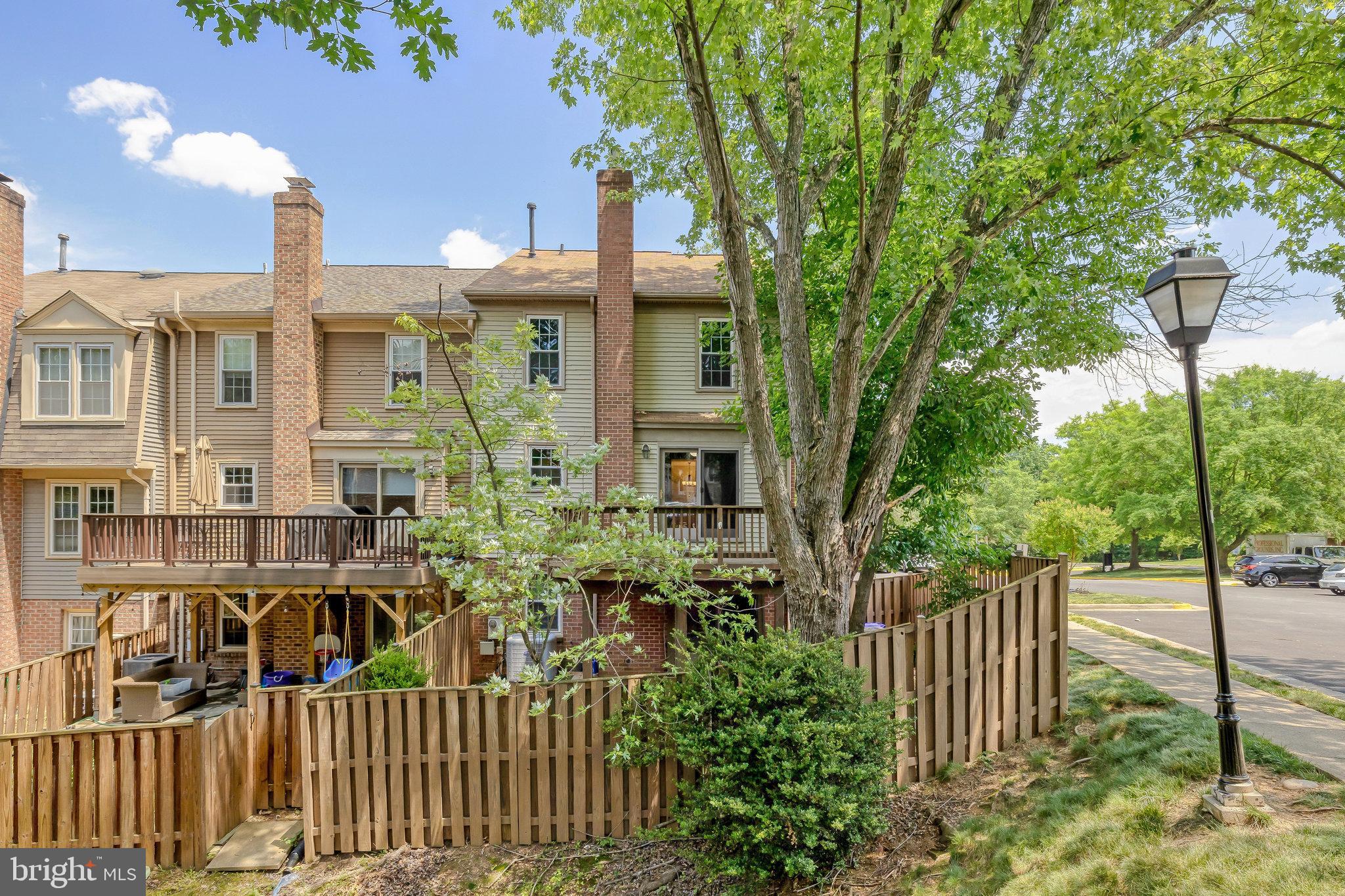 HUNTER VILLAGE - Residential