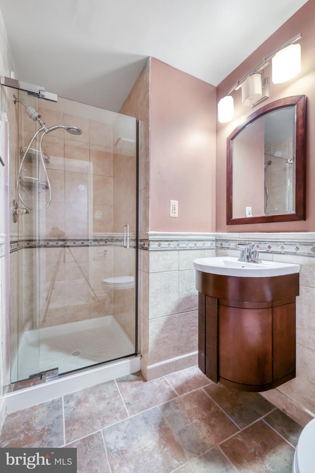 HUNTER VILLAGE - Residential