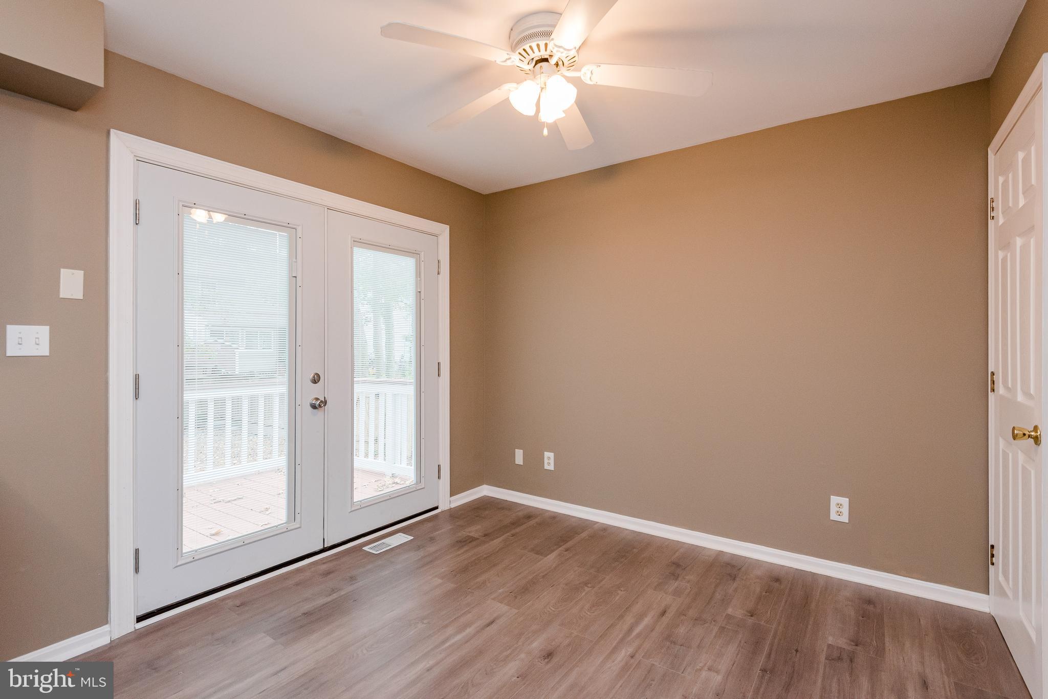 CEDARHURST ON THE BAY - Residential