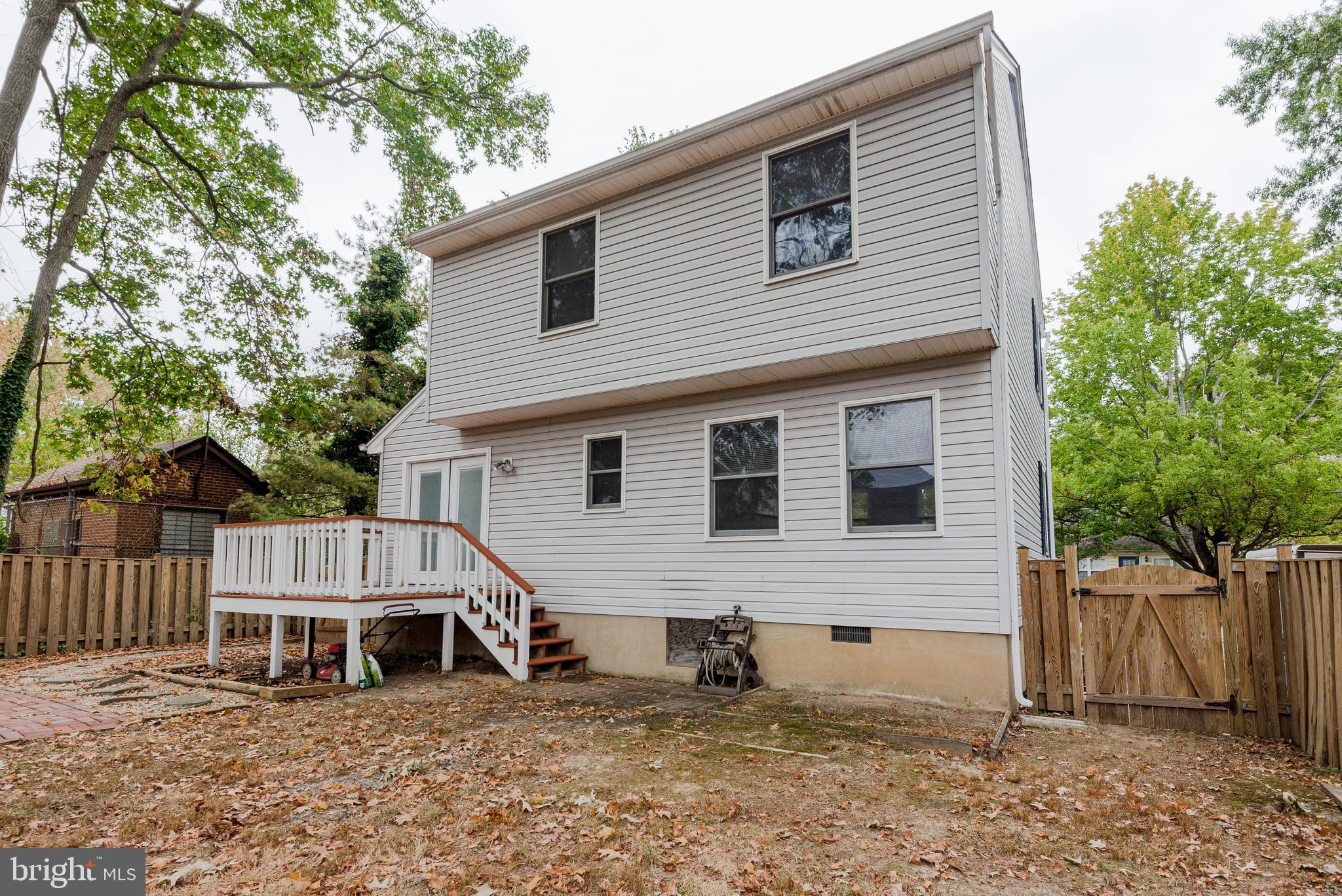 CEDARHURST ON THE BAY - Residential