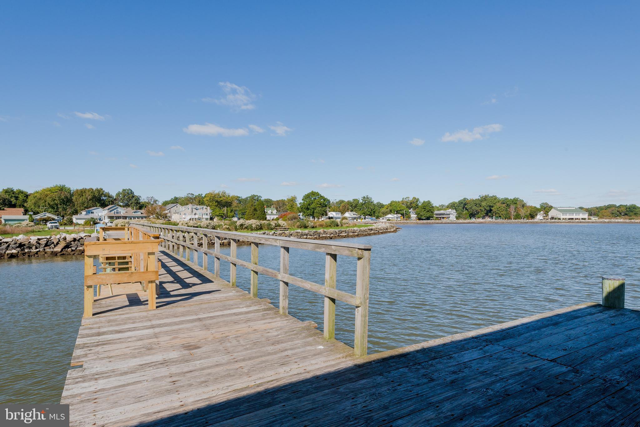 CEDARHURST ON THE BAY - Residential