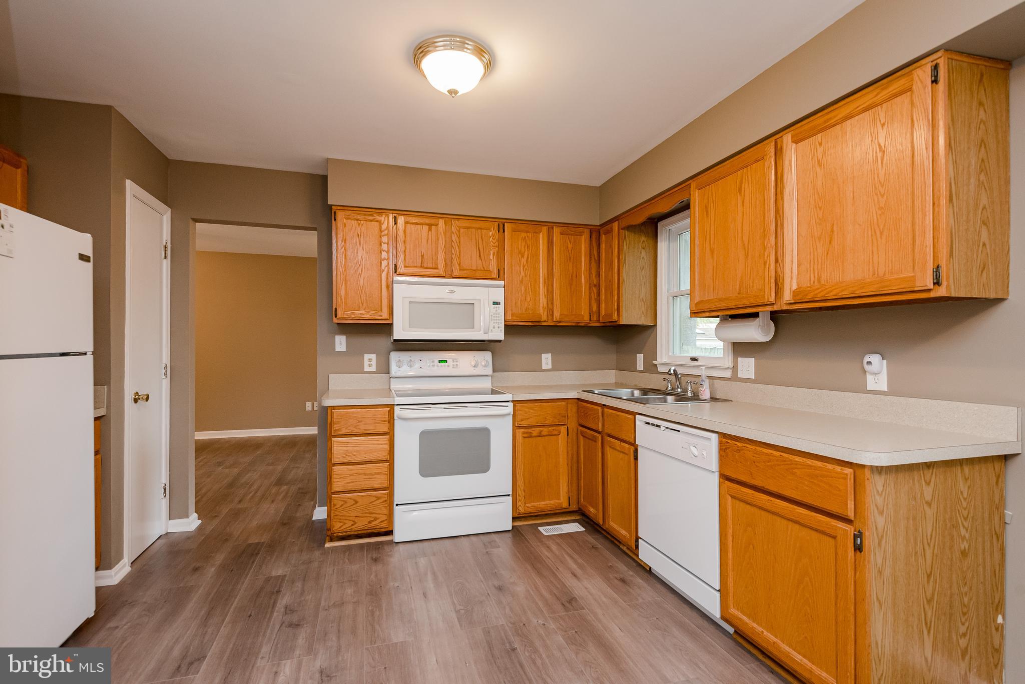 CEDARHURST ON THE BAY - Residential