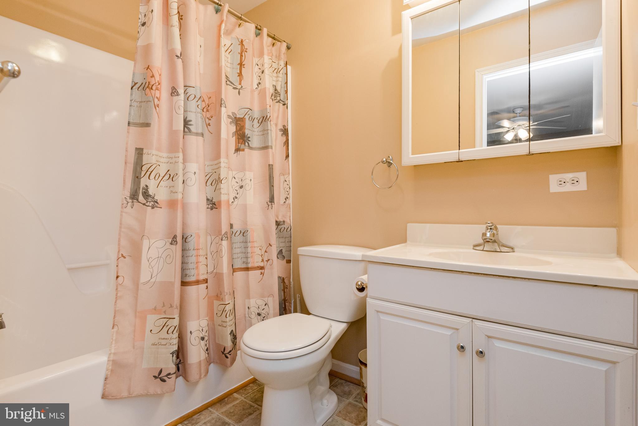 CEDARHURST ON THE BAY - Residential