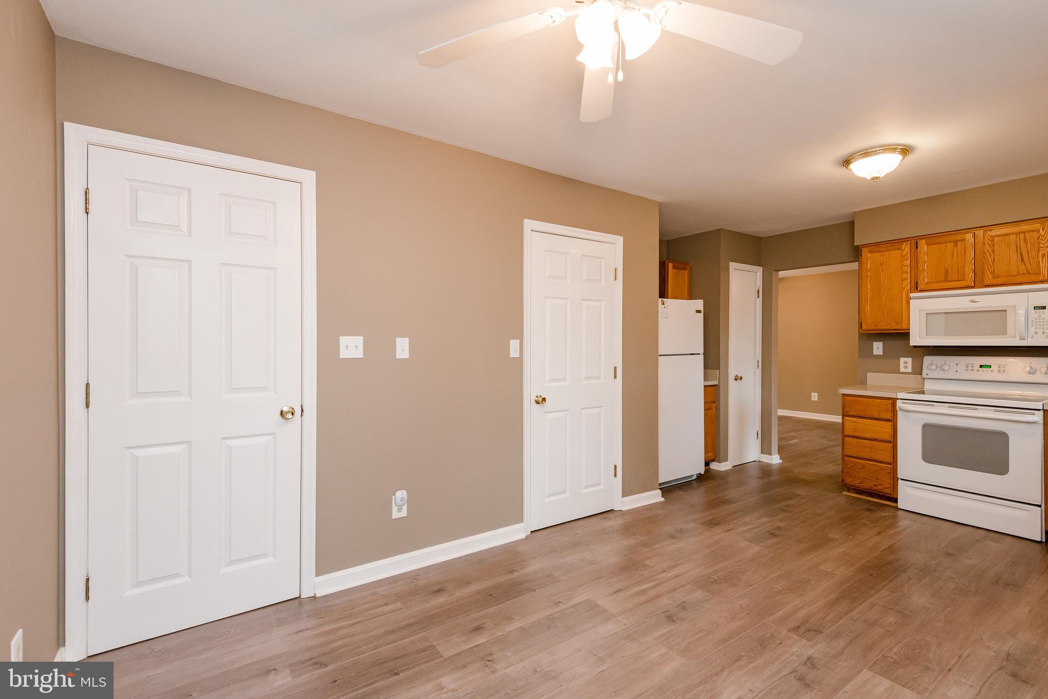 CEDARHURST ON THE BAY - Residential