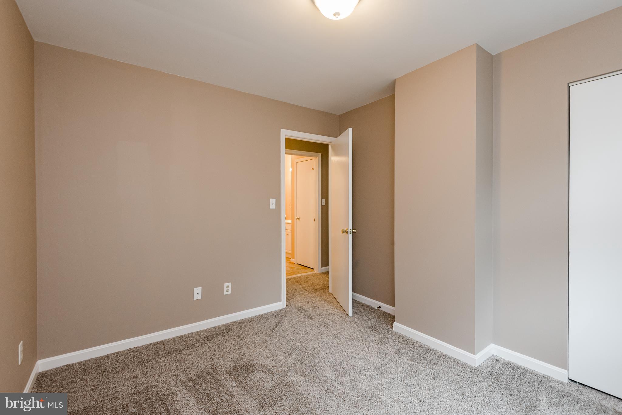 CEDARHURST ON THE BAY - Residential