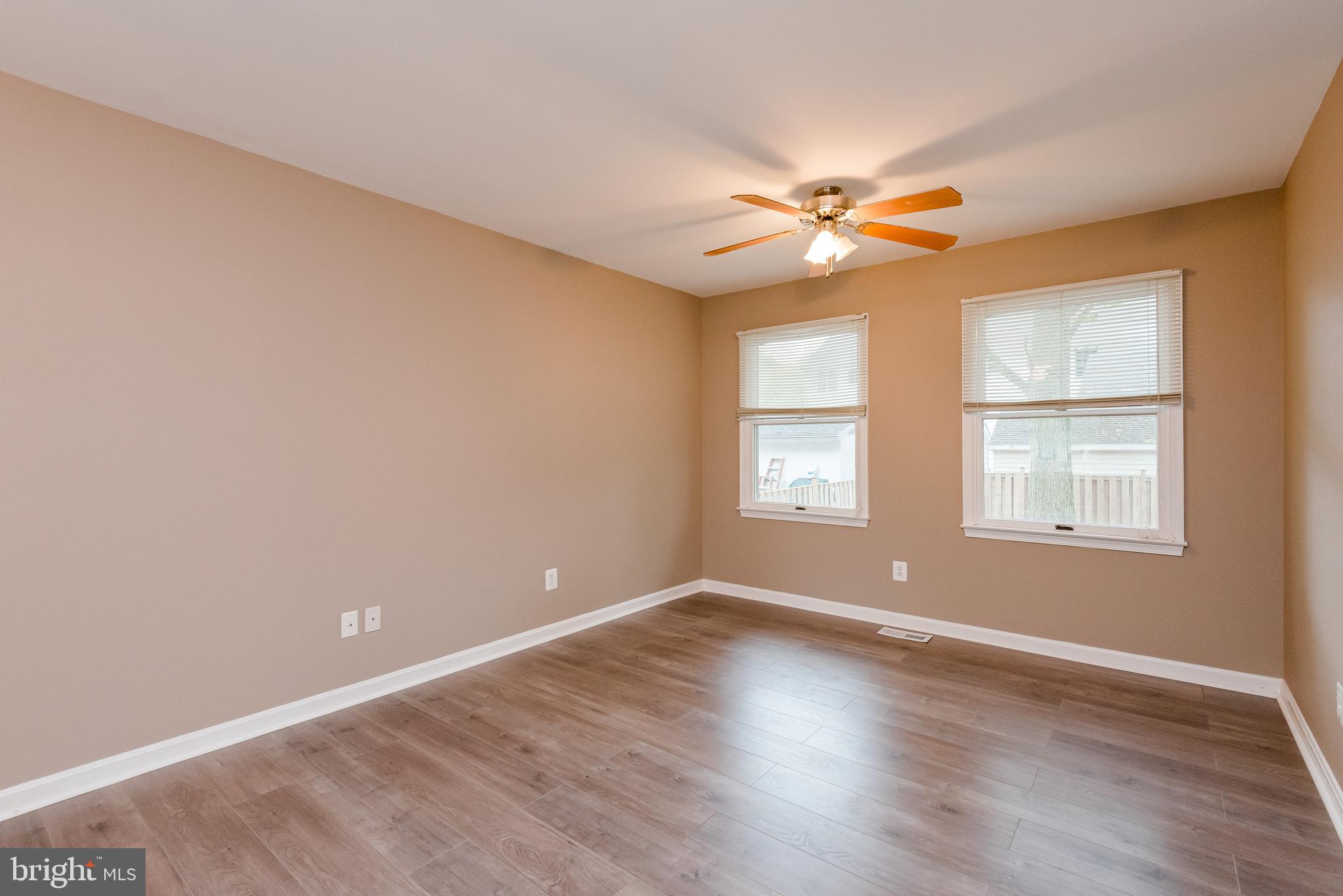 CEDARHURST ON THE BAY - Residential