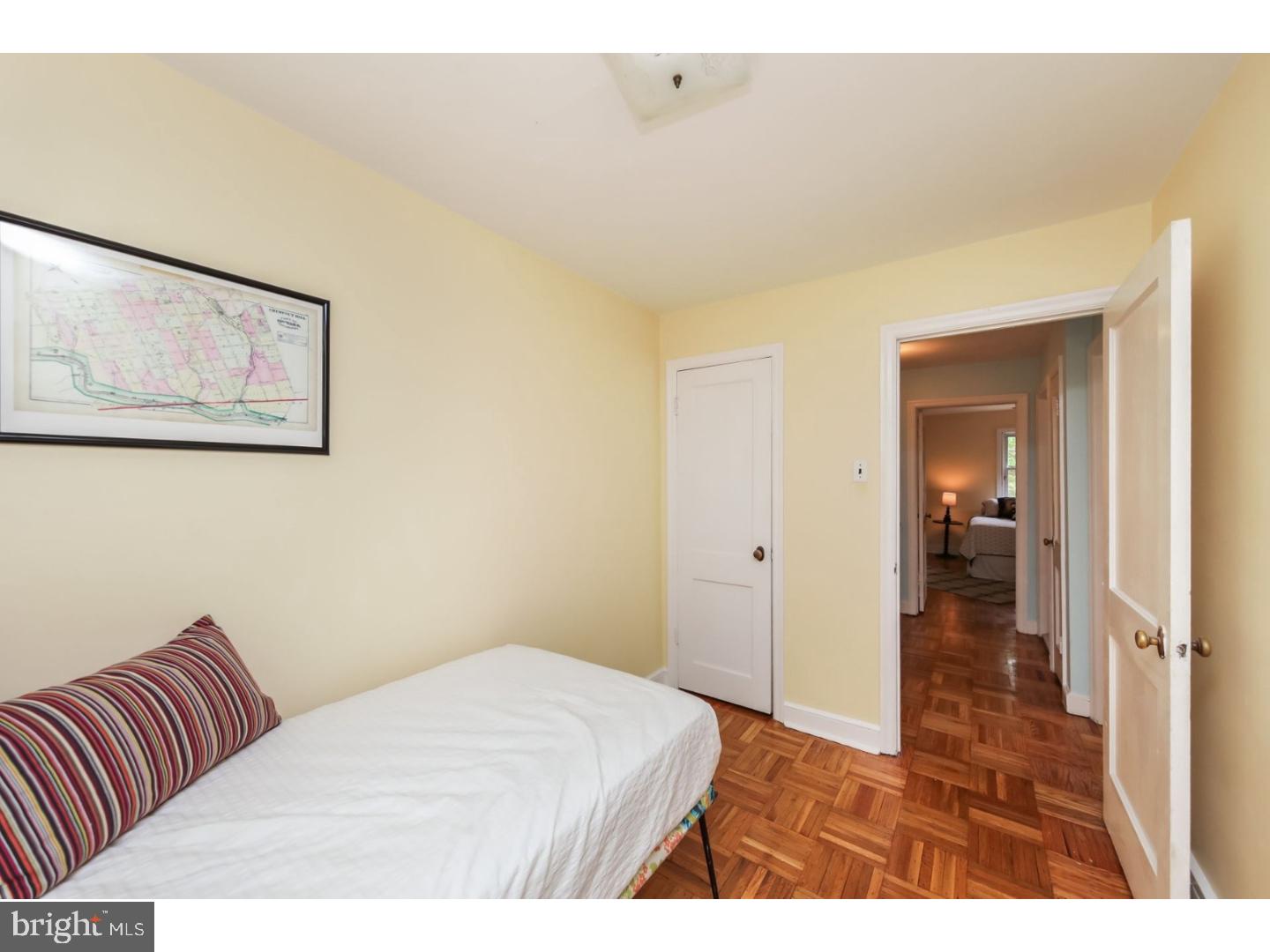 CHESTNUT HILL - Residential