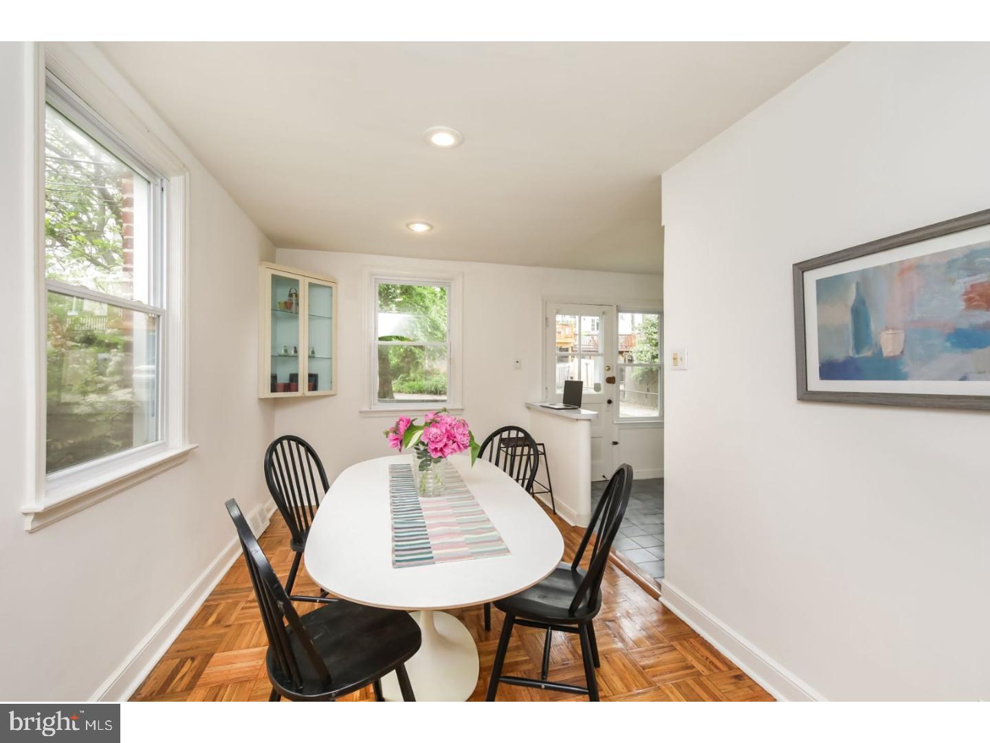 CHESTNUT HILL - Residential