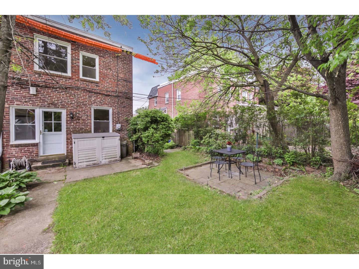 CHESTNUT HILL - Residential
