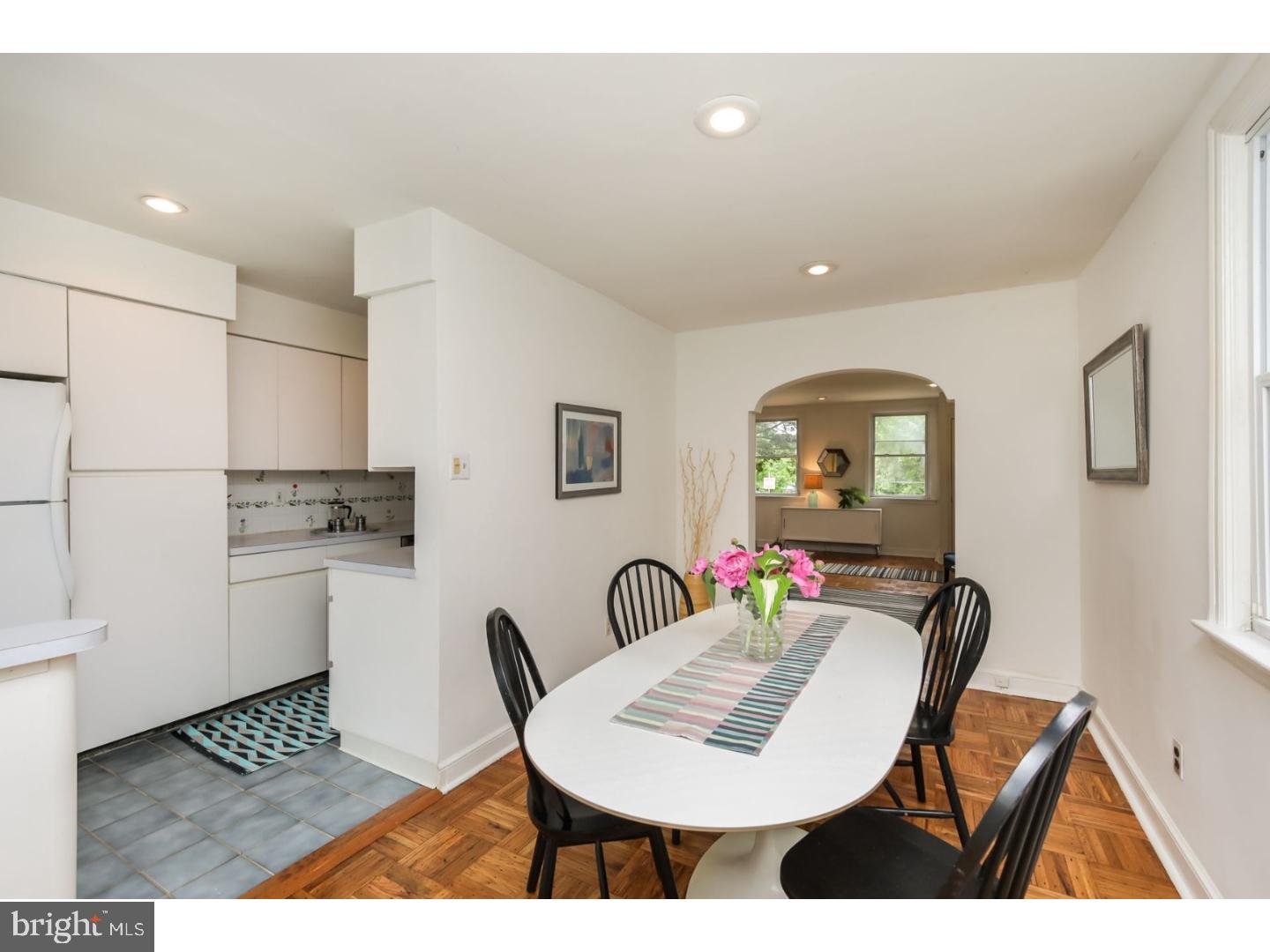 CHESTNUT HILL - Residential