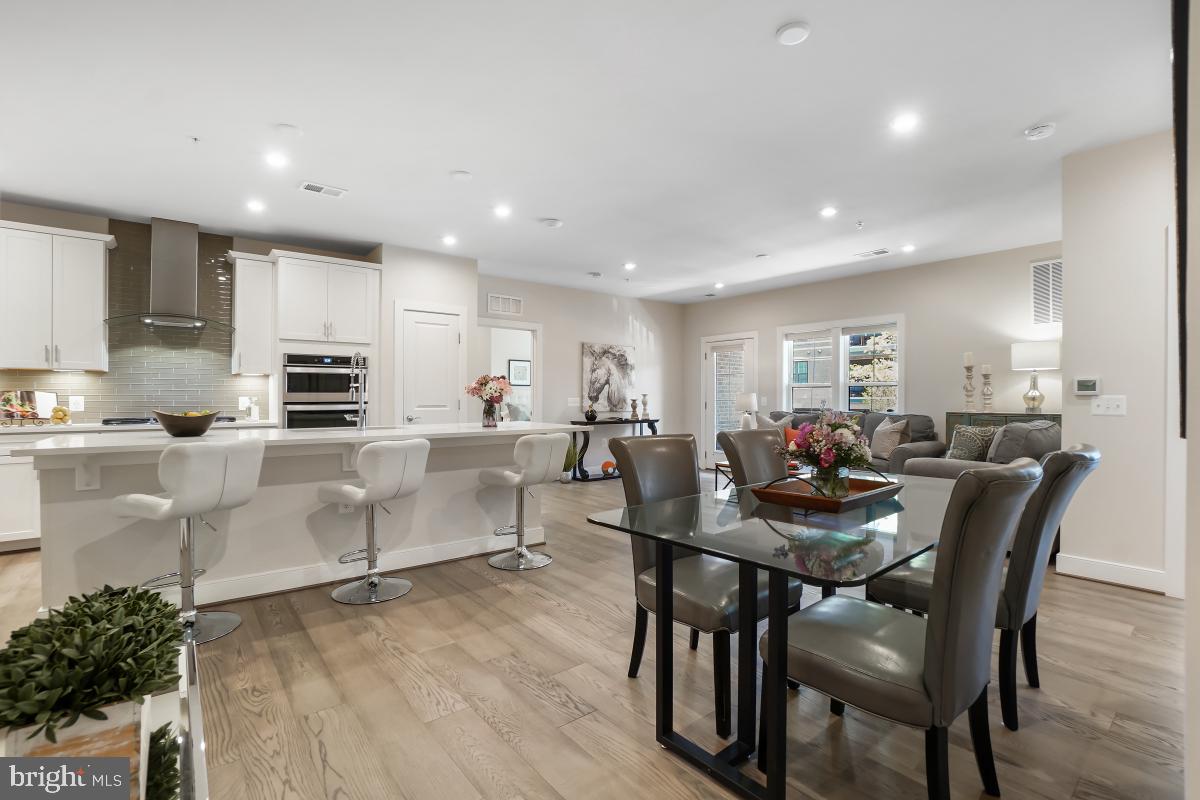 METROPARK AT ARROWBROOK - Residential