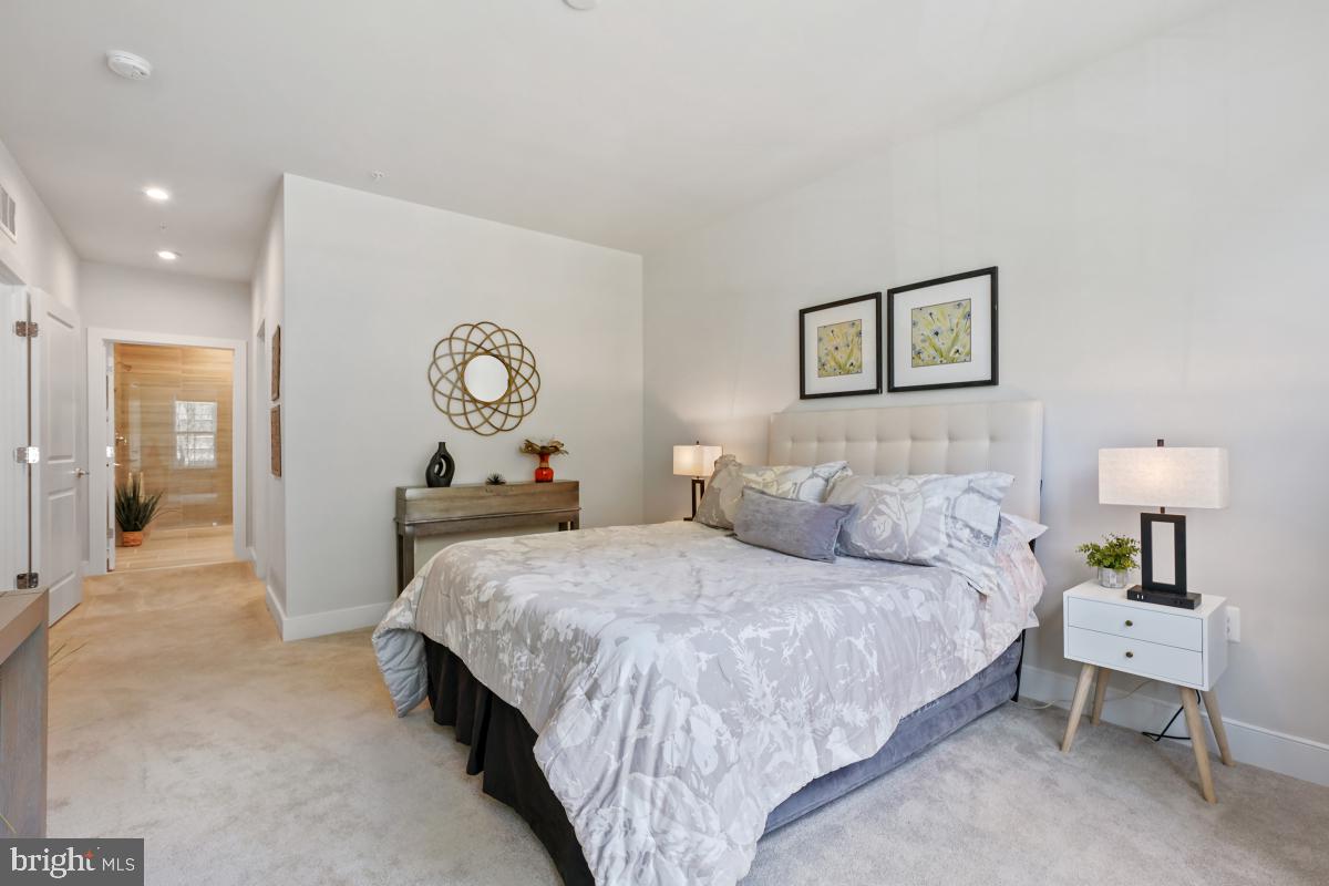 METROPARK AT ARROWBROOK - Residential