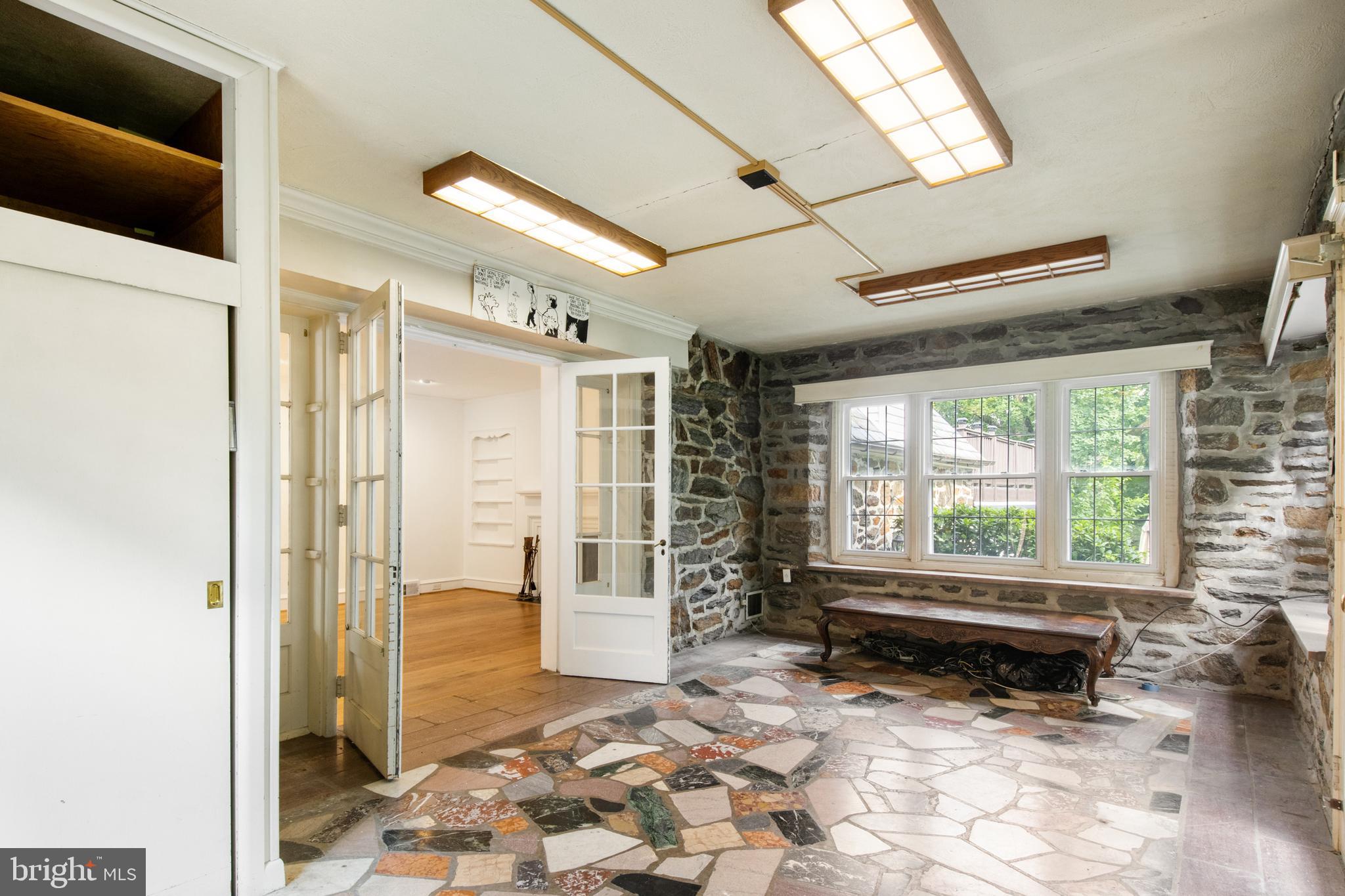 ELKINS PARK - Residential