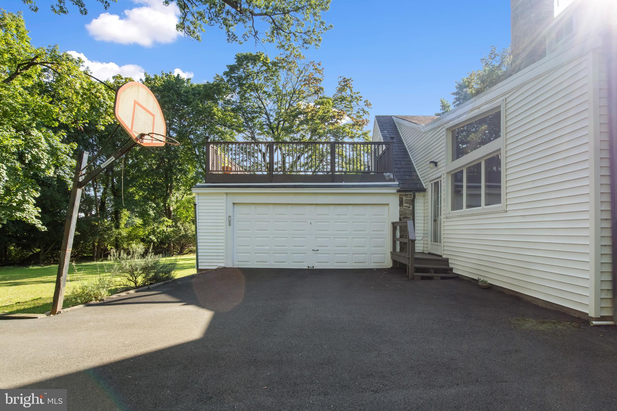 ELKINS PARK - Residential