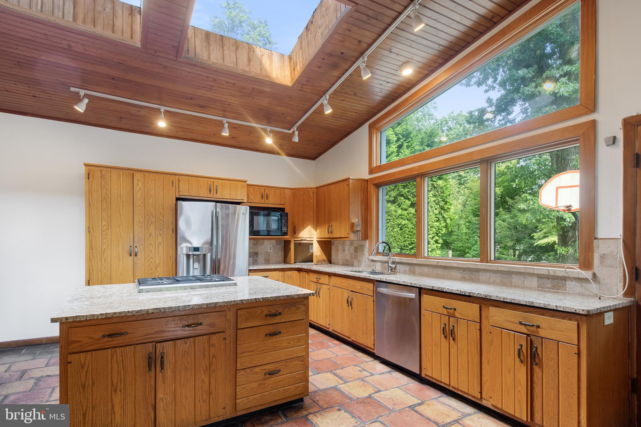 ELKINS PARK - Residential