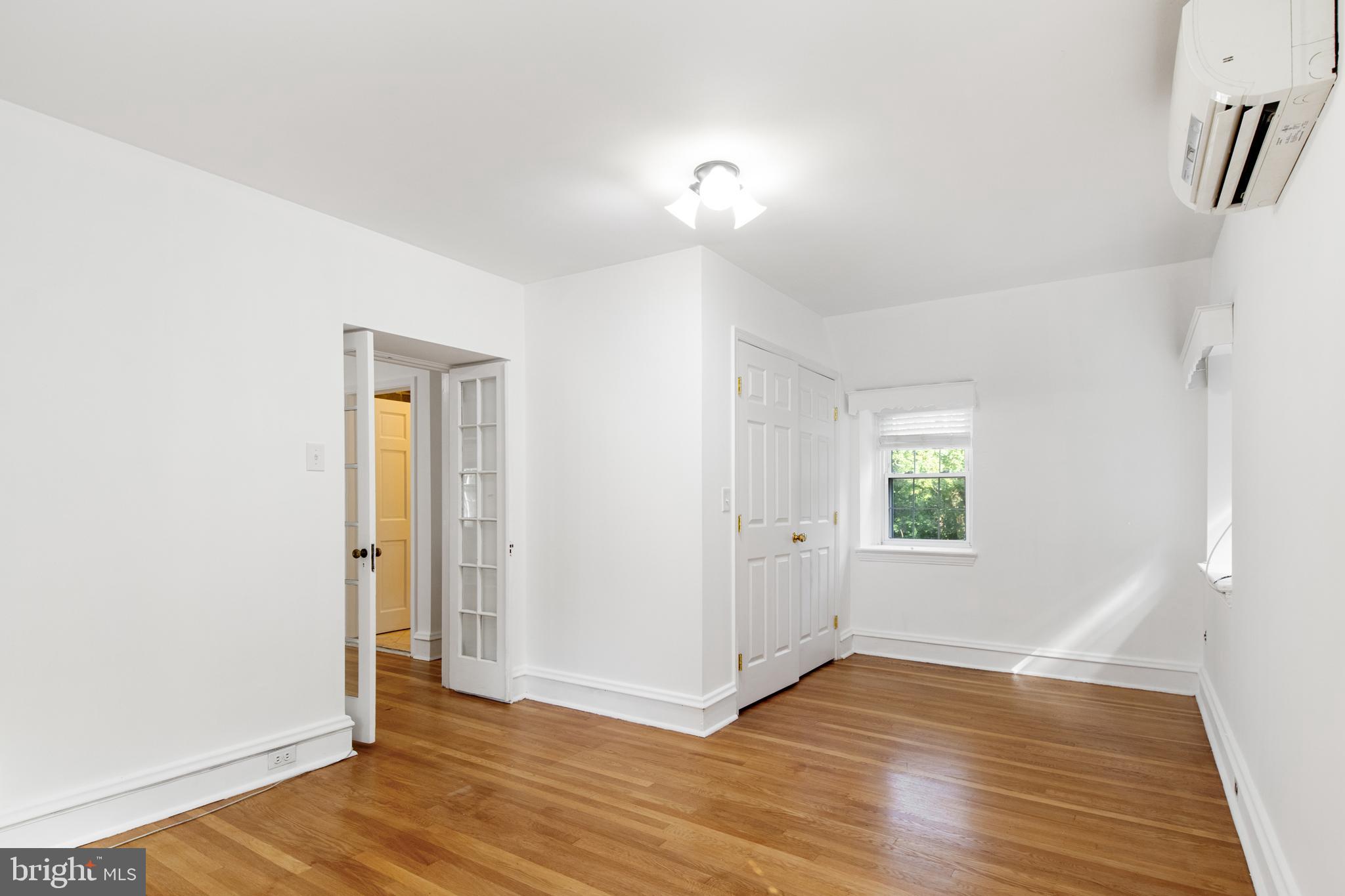 ELKINS PARK - Residential