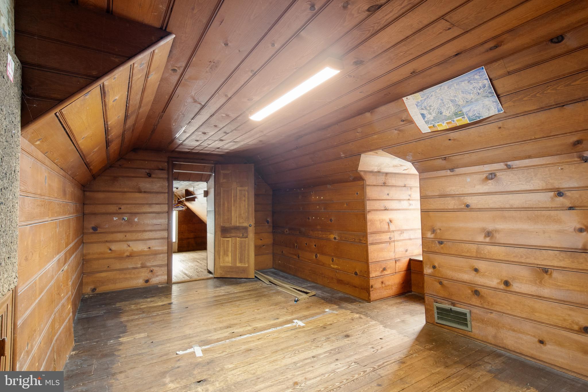 ELKINS PARK - Residential