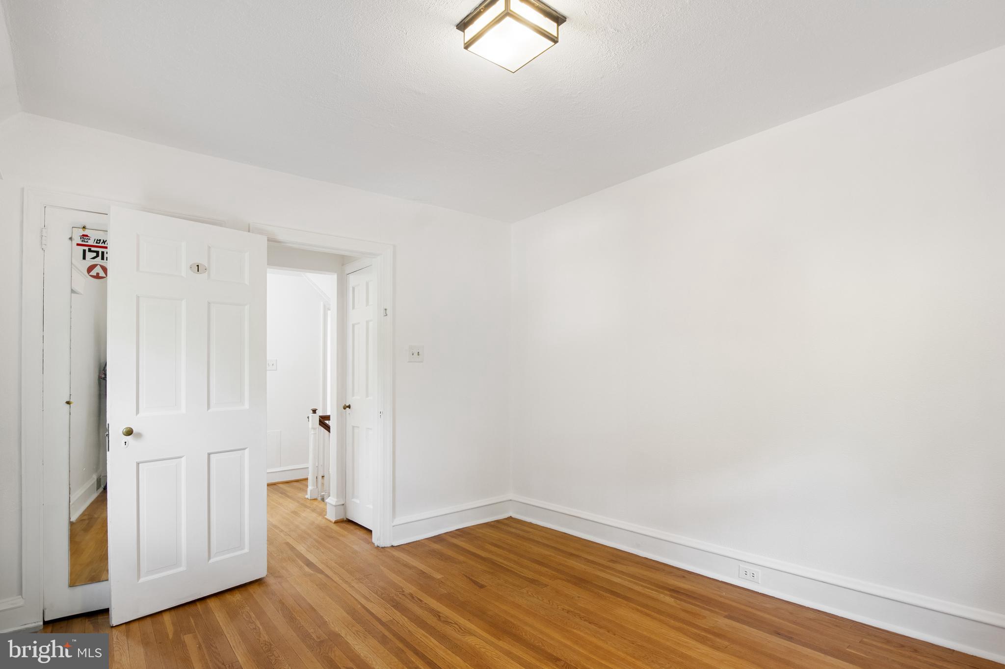 ELKINS PARK - Residential