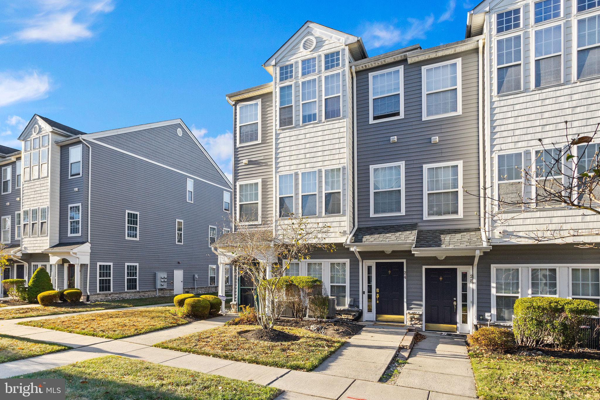 22 SWAN COURT