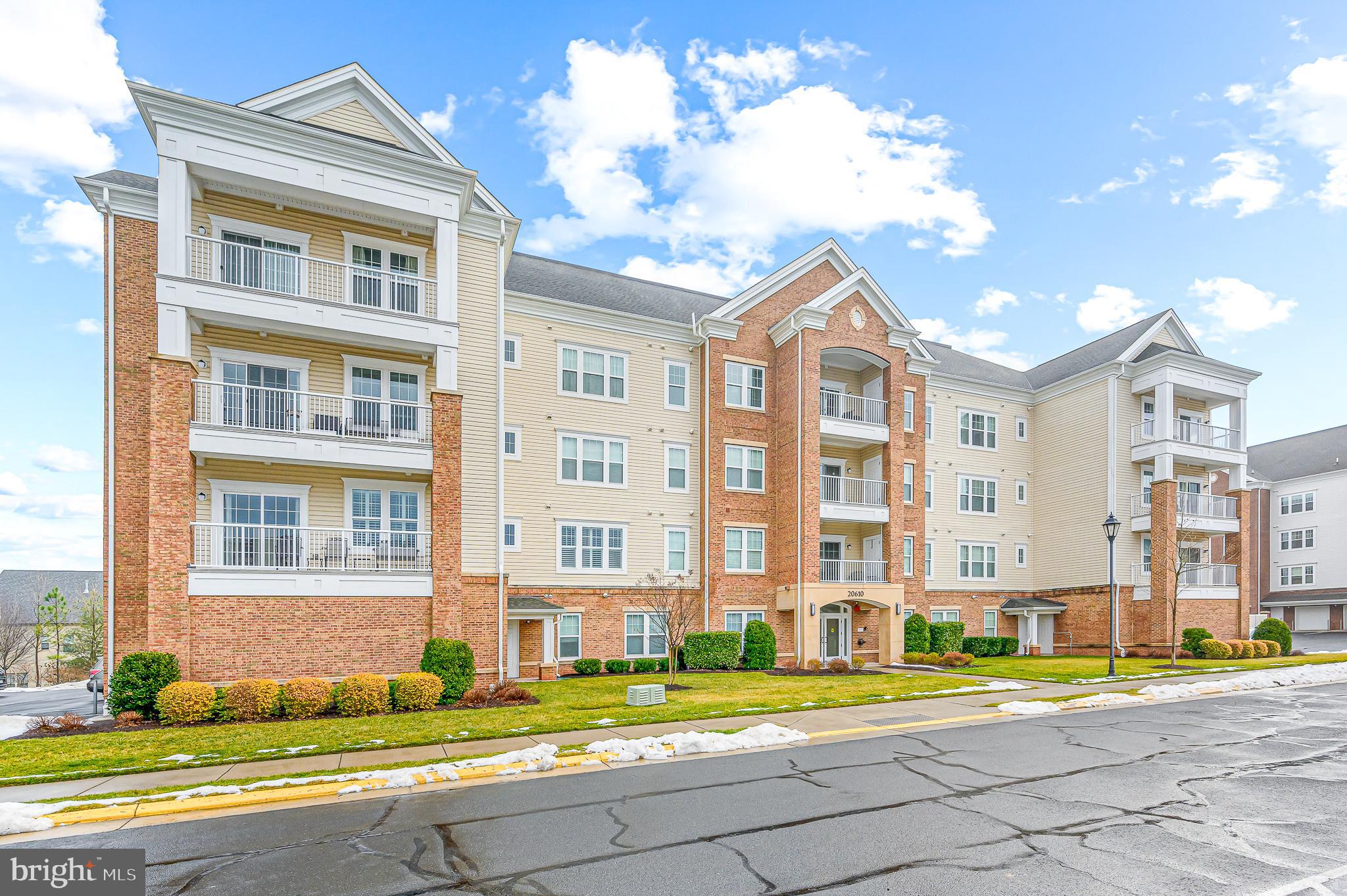 POTOMAC GREEN CONDOMINIUM - Residential