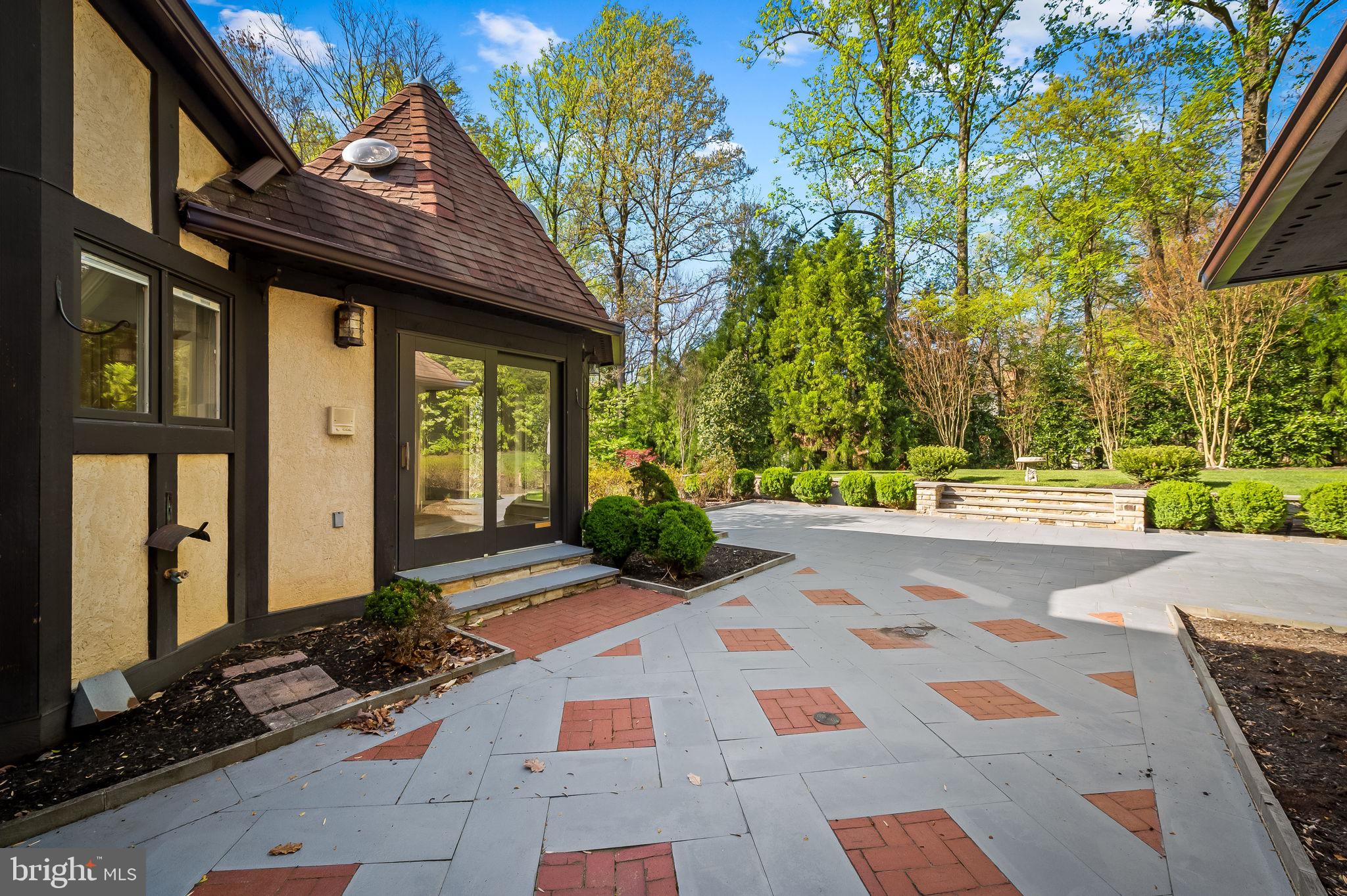 IVY HILL - Residential