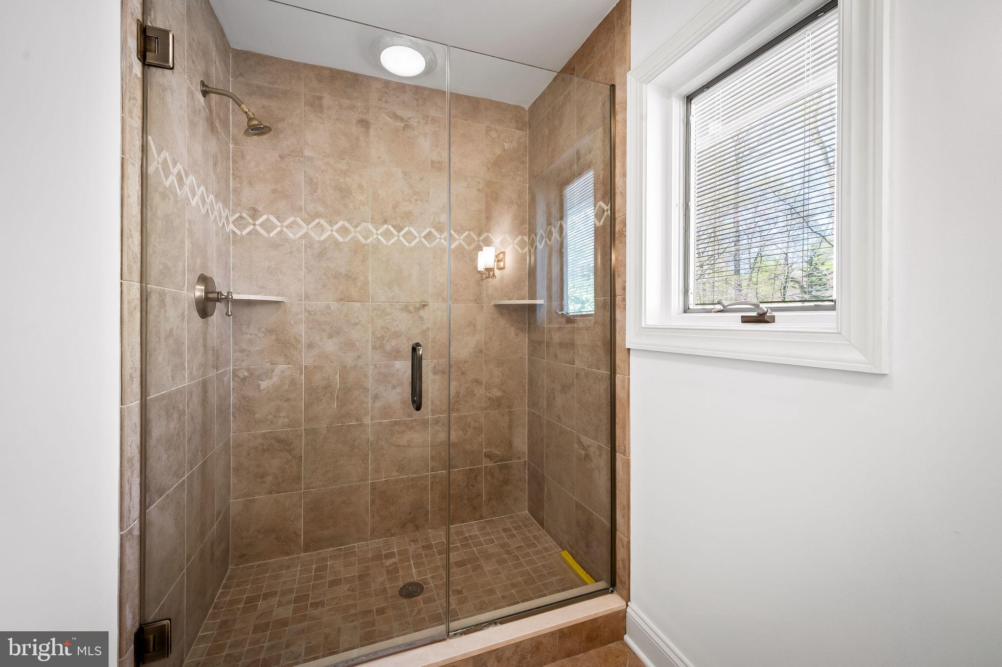 IVY HILL - Residential