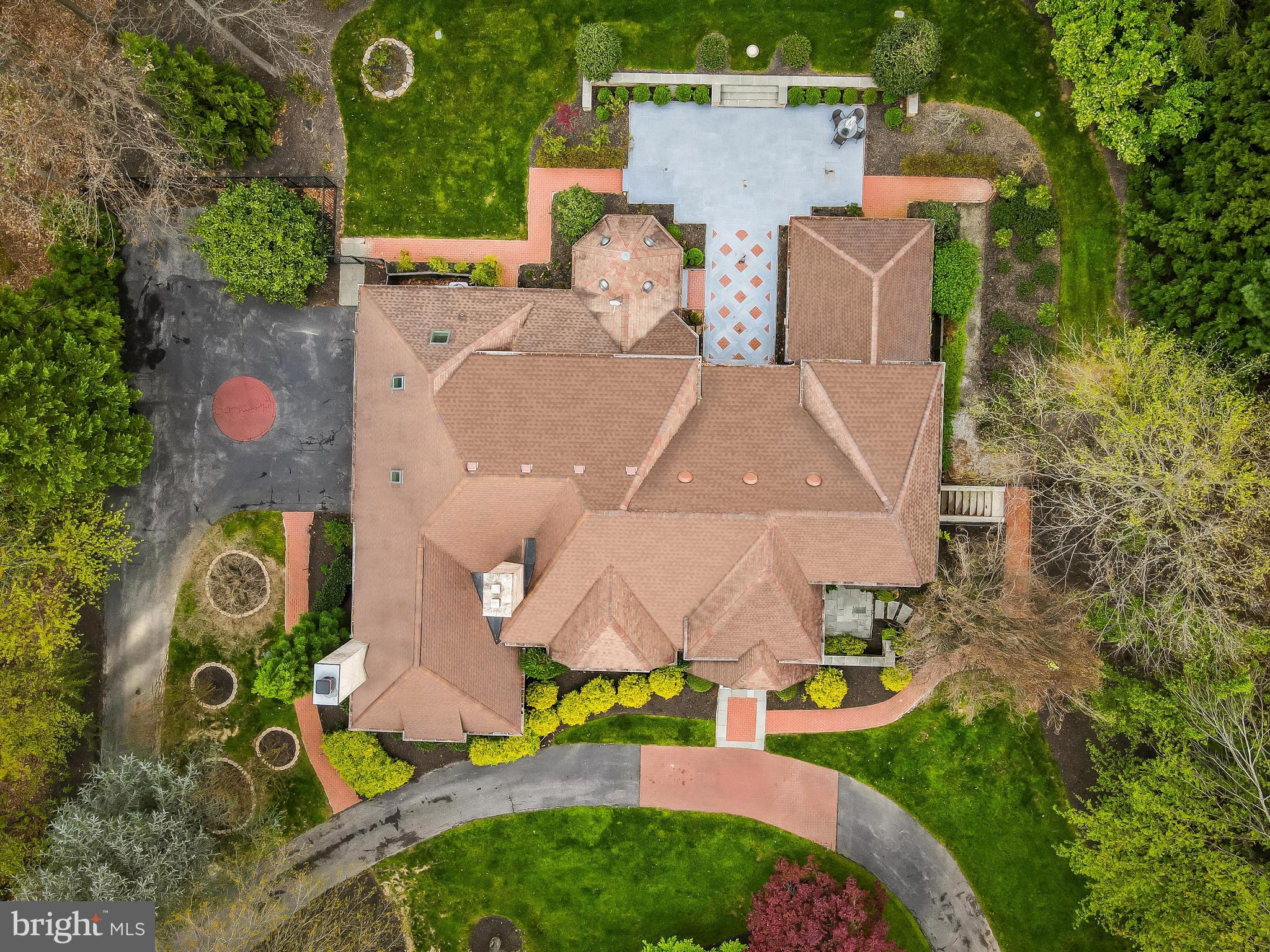 IVY HILL - Residential