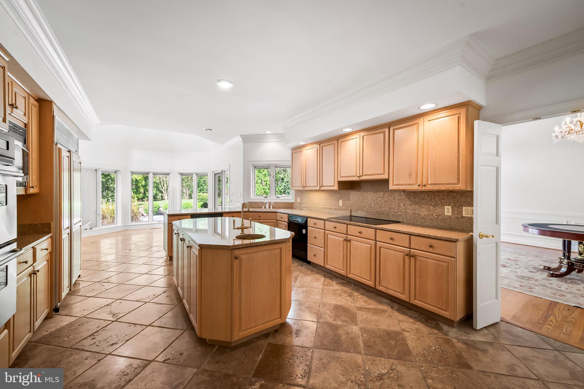 IVY HILL - Residential