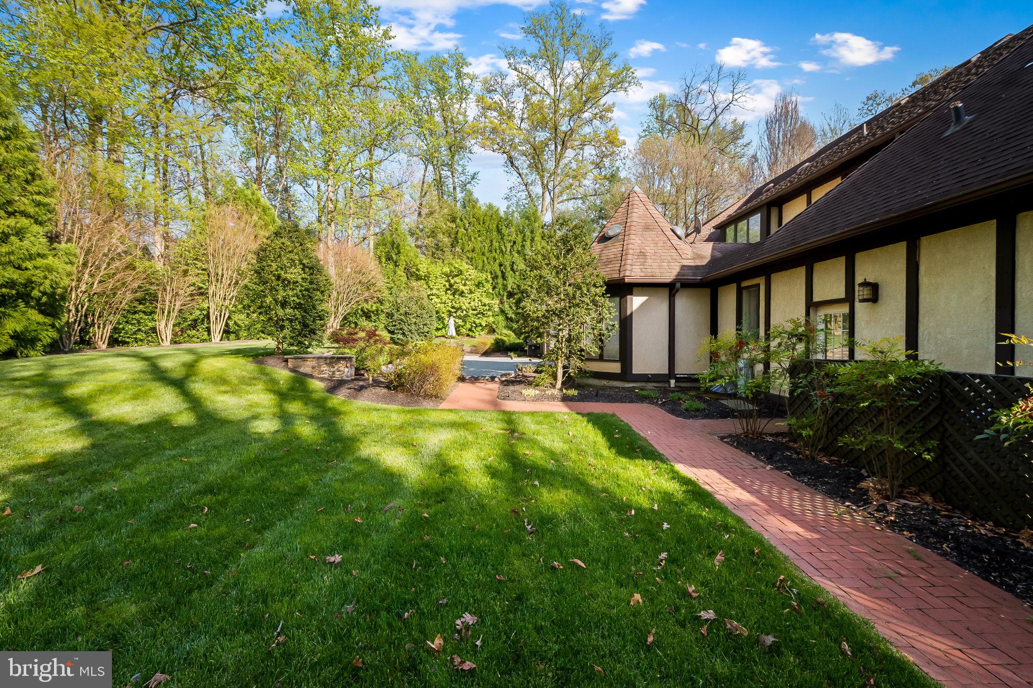 IVY HILL - Residential