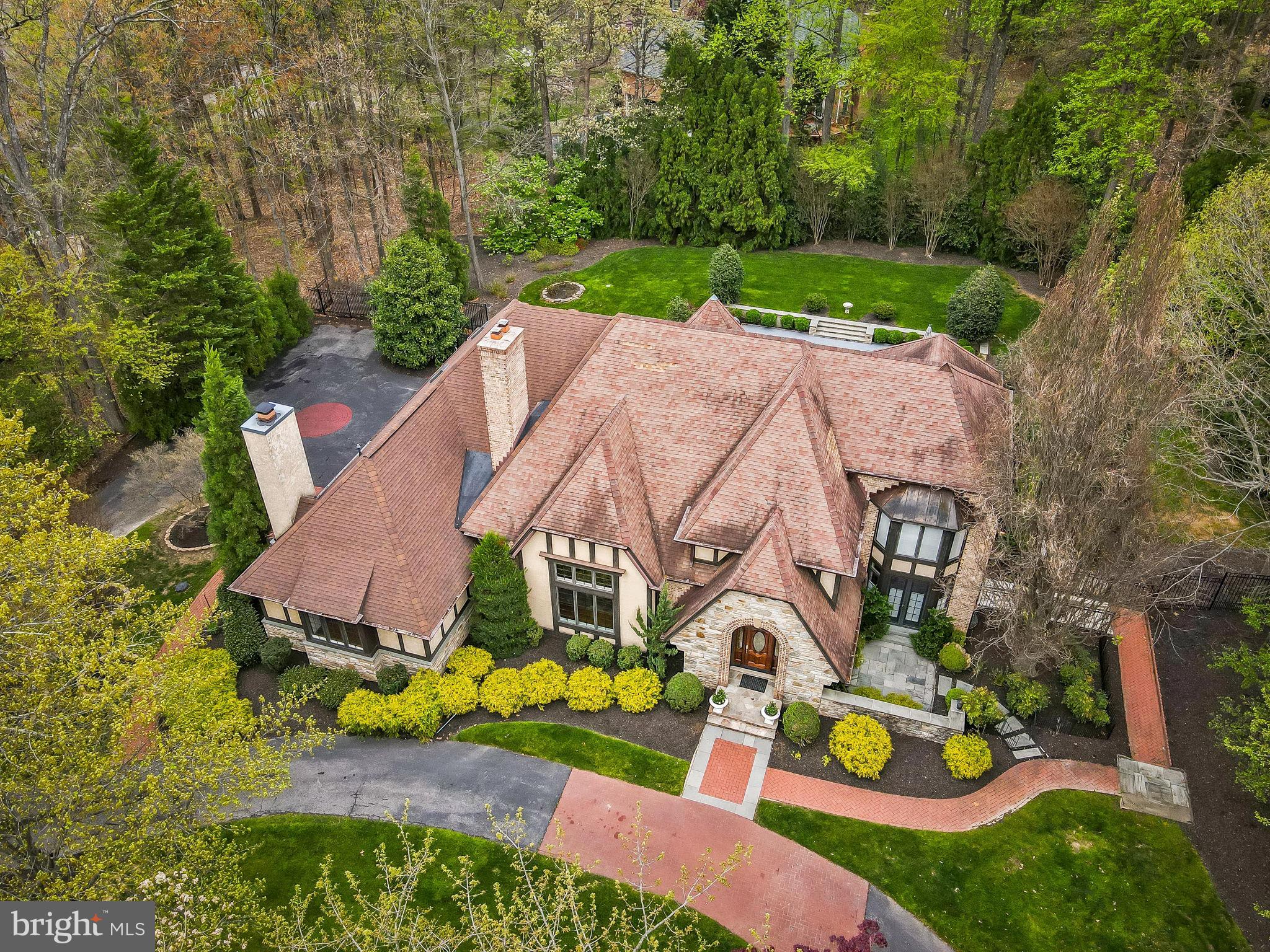 IVY HILL - Residential