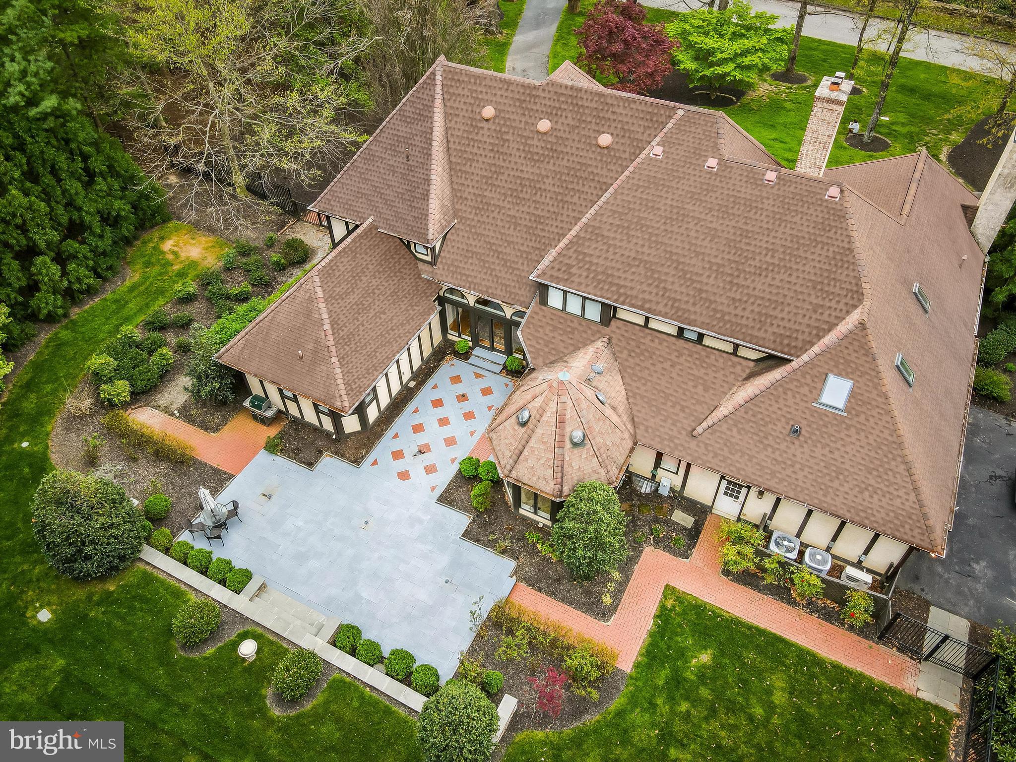 IVY HILL - Residential