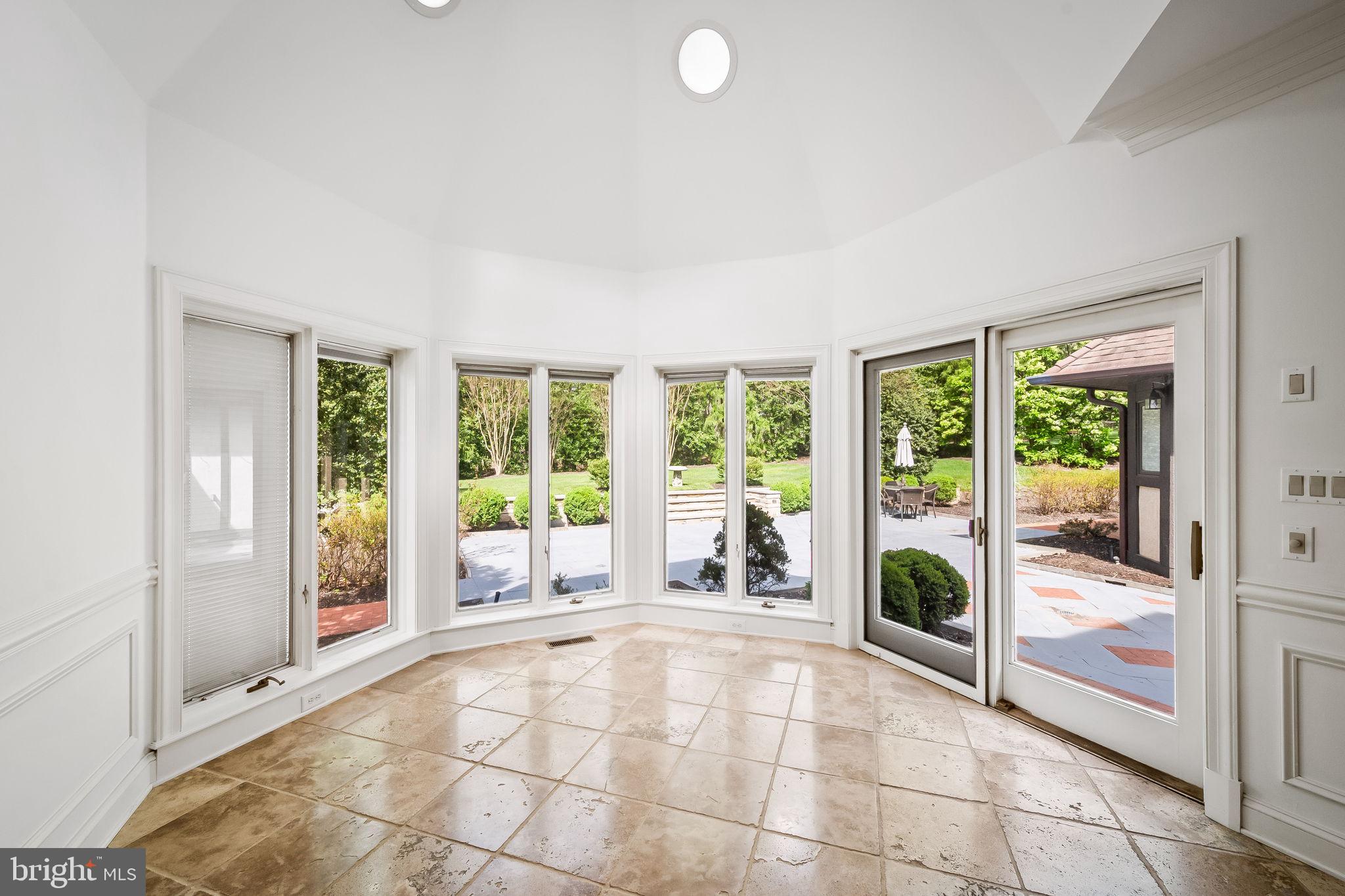 IVY HILL - Residential