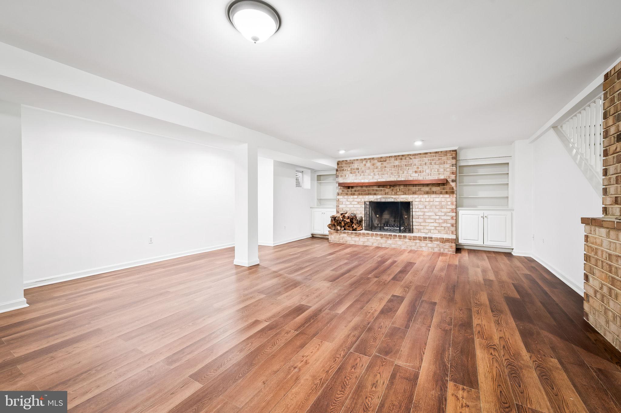 IVY HILL - Residential