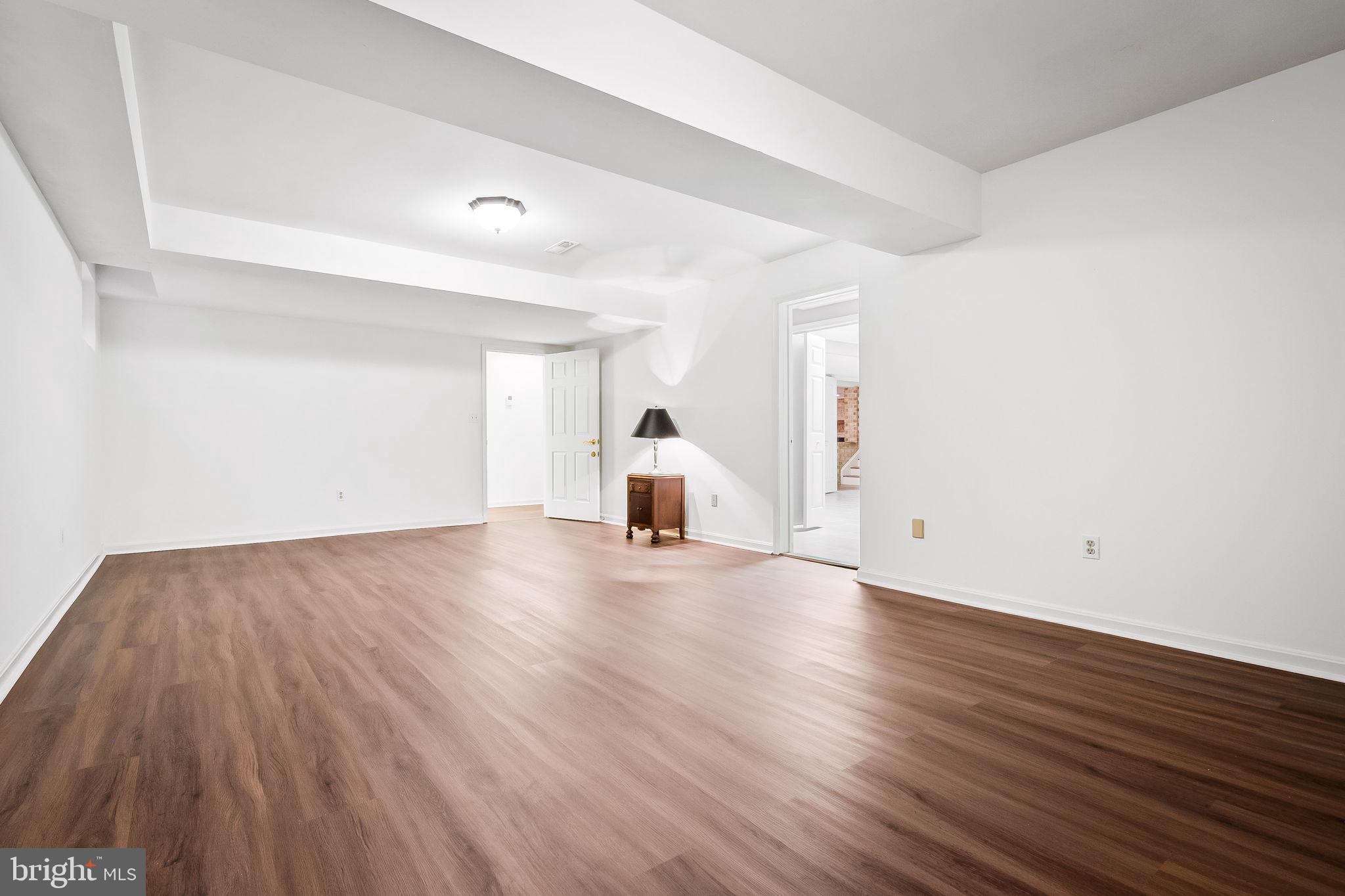 IVY HILL - Residential