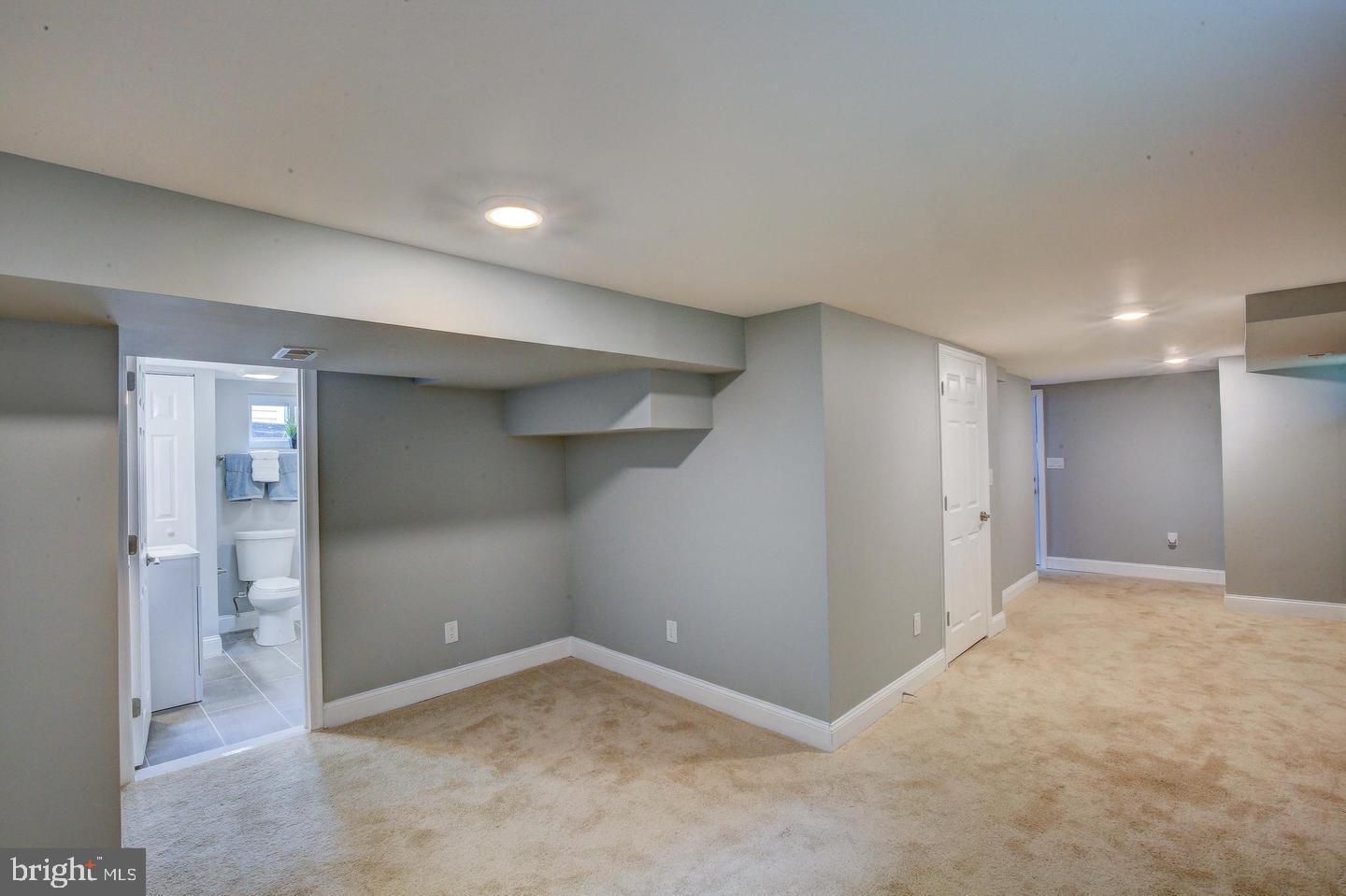 ROSEMONT - Residential