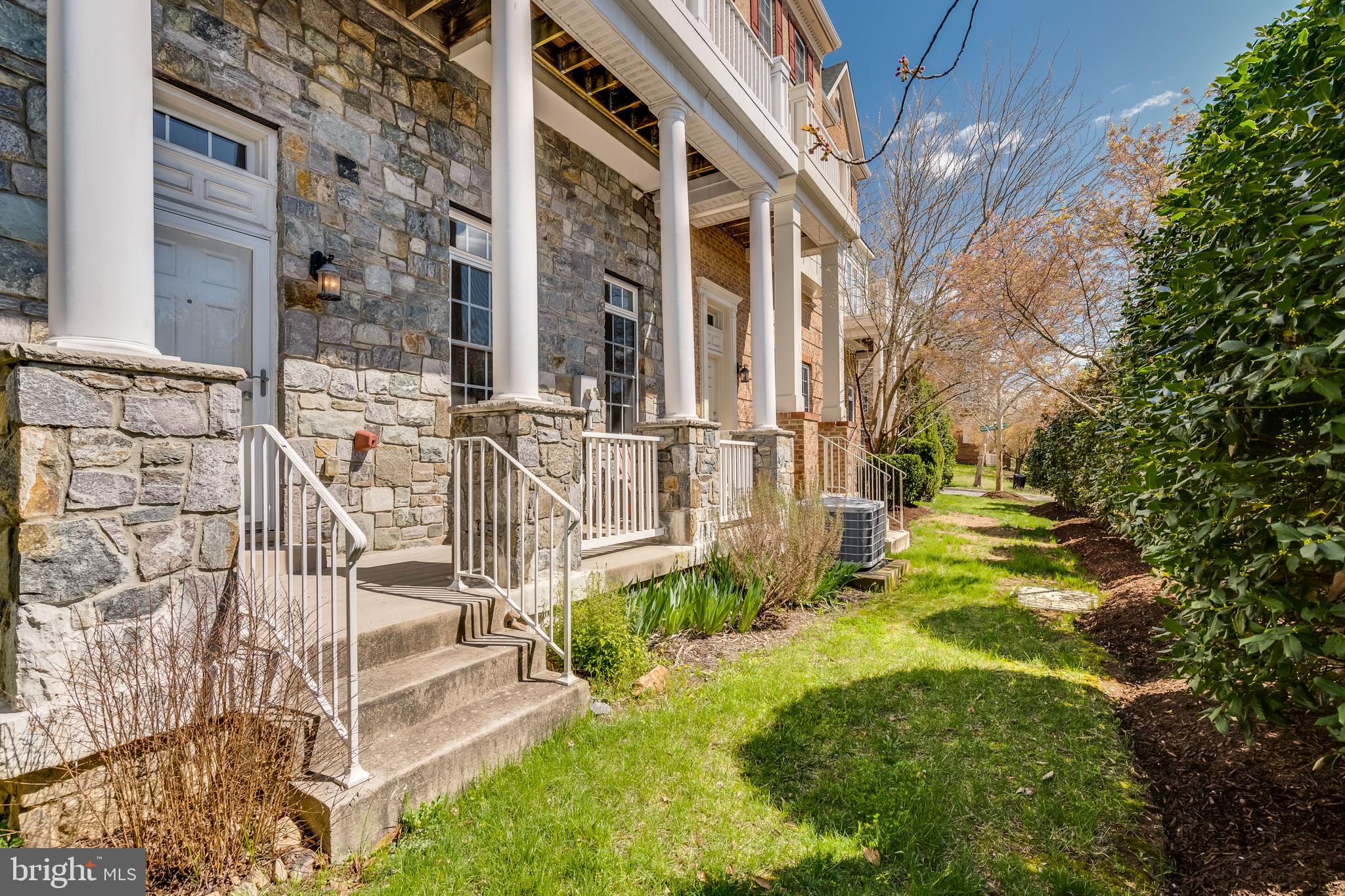 QUAKER RIDGE - Residential