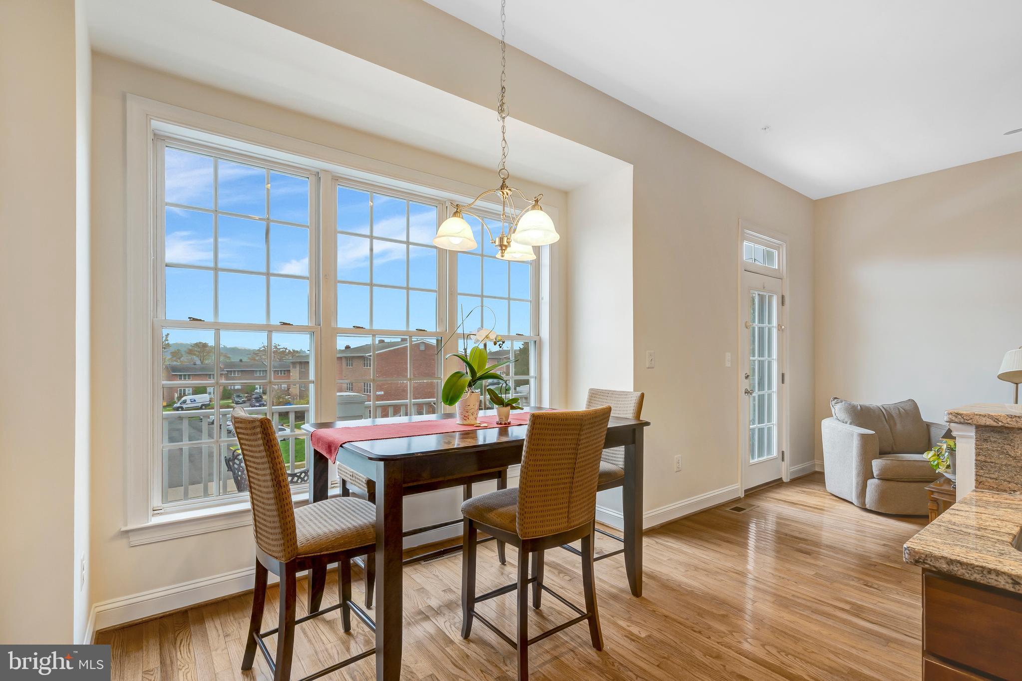 QUAKER RIDGE - Residential