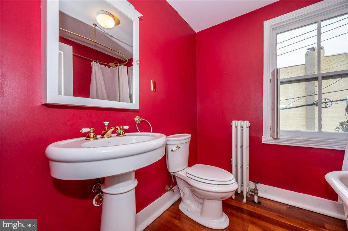 FREDERICK HISTORIC DISTRICT - Residential Lease