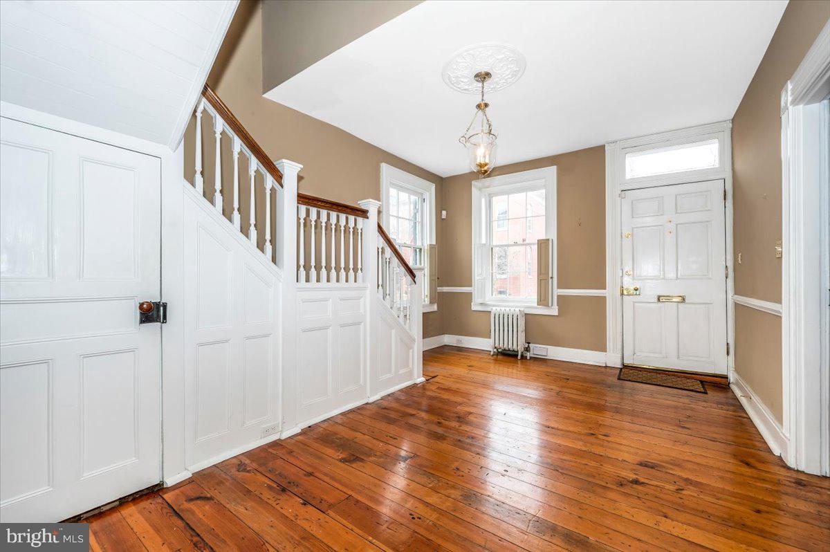 FREDERICK HISTORIC DISTRICT - Residential Lease