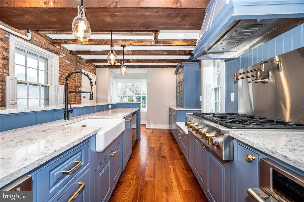 FREDERICK HISTORIC DISTRICT - Residential Lease