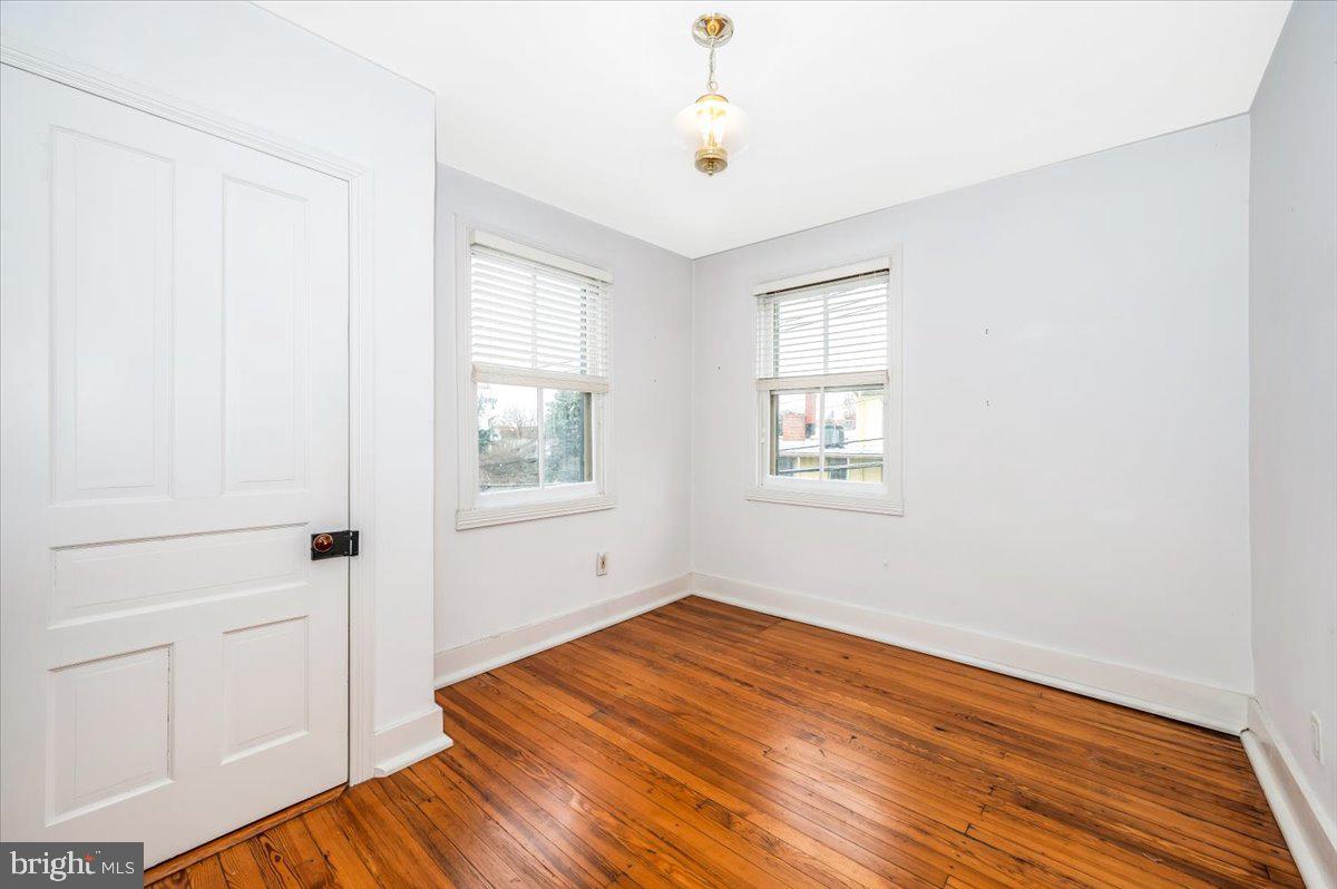 FREDERICK HISTORIC DISTRICT - Residential Lease