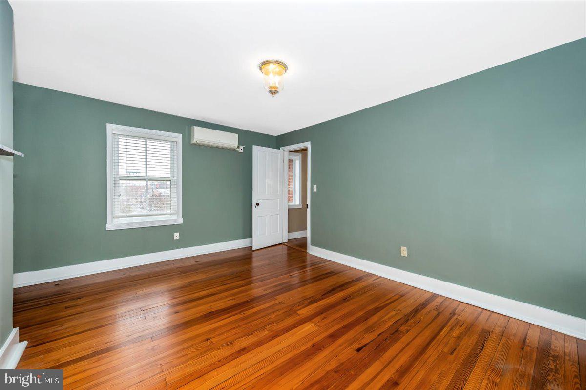 FREDERICK HISTORIC DISTRICT - Residential Lease