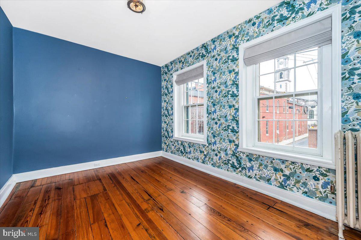 FREDERICK HISTORIC DISTRICT - Residential Lease