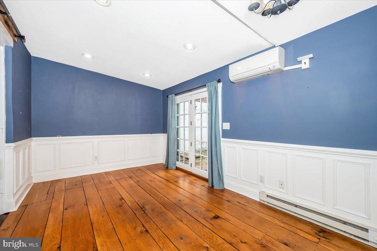 FREDERICK HISTORIC DISTRICT - Residential Lease