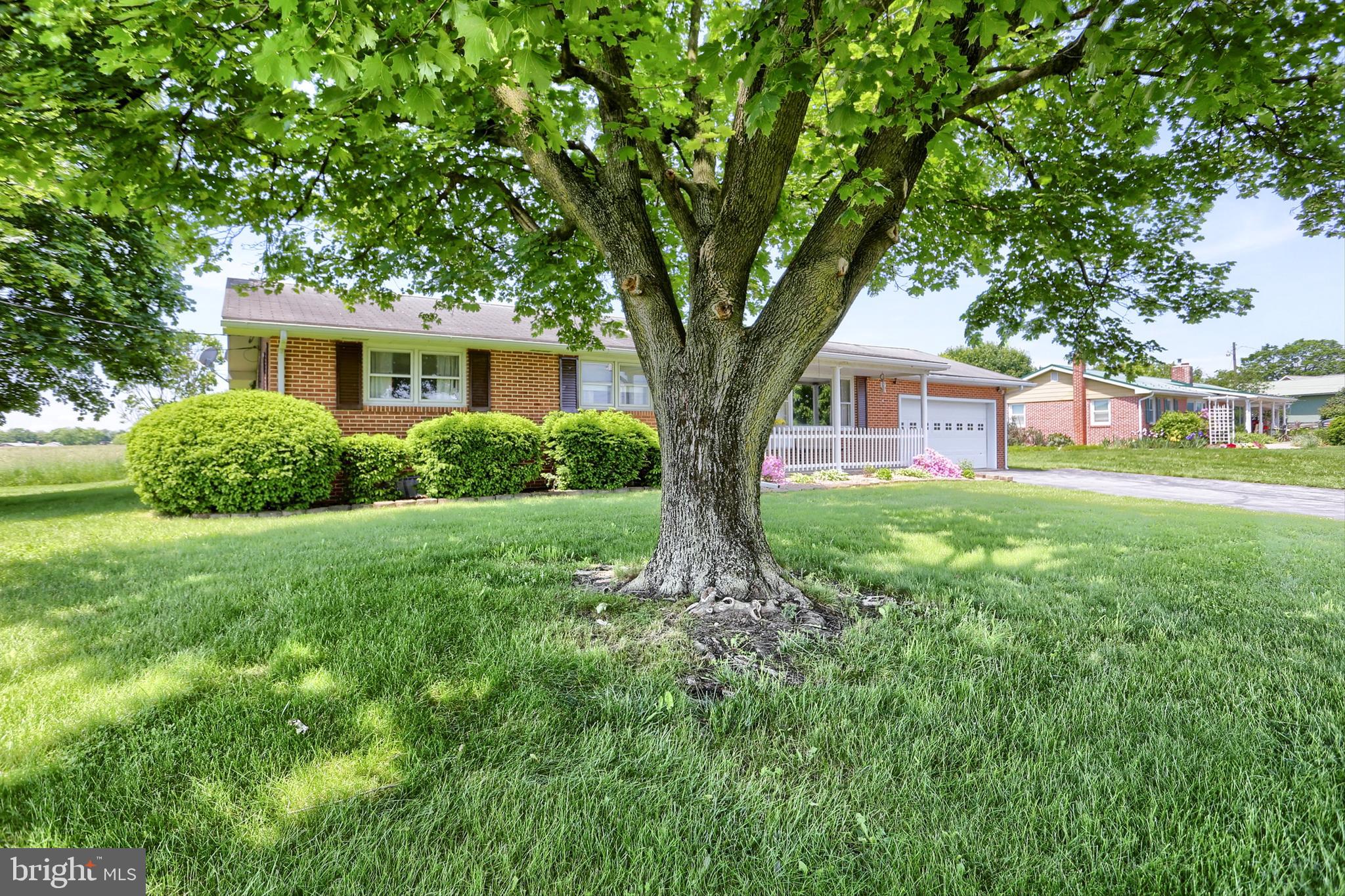 NORTH NEWTON - Residential