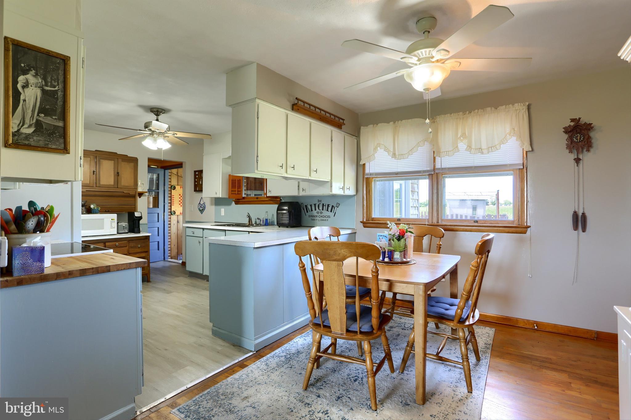 NORTH NEWTON - Residential