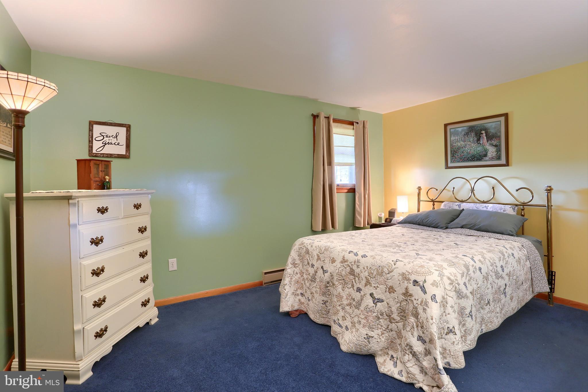 NORTH NEWTON - Residential