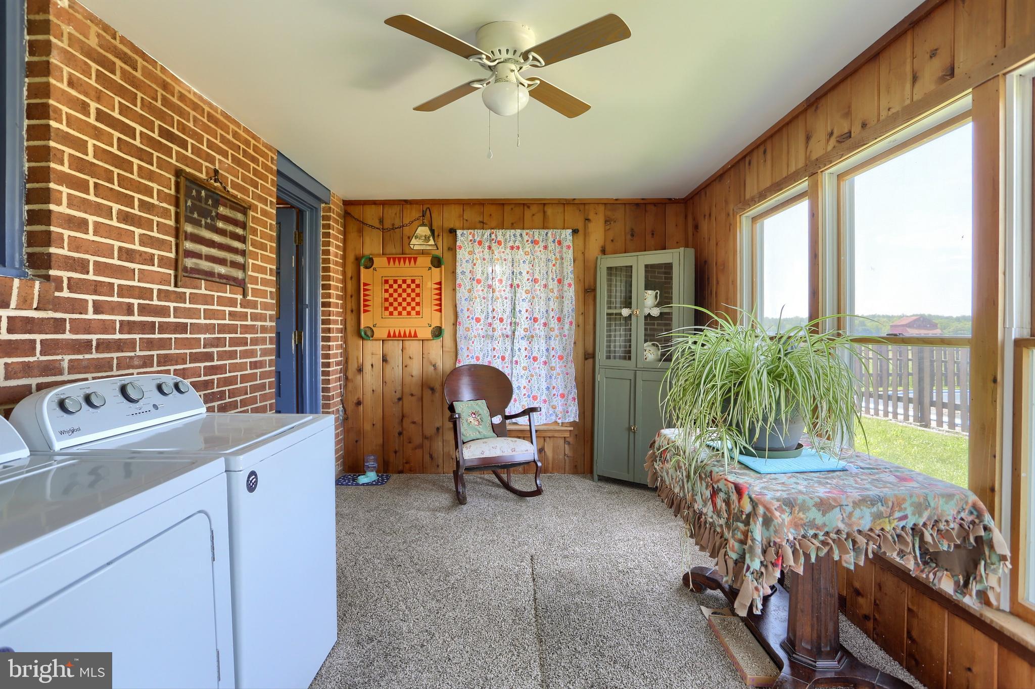 NORTH NEWTON - Residential