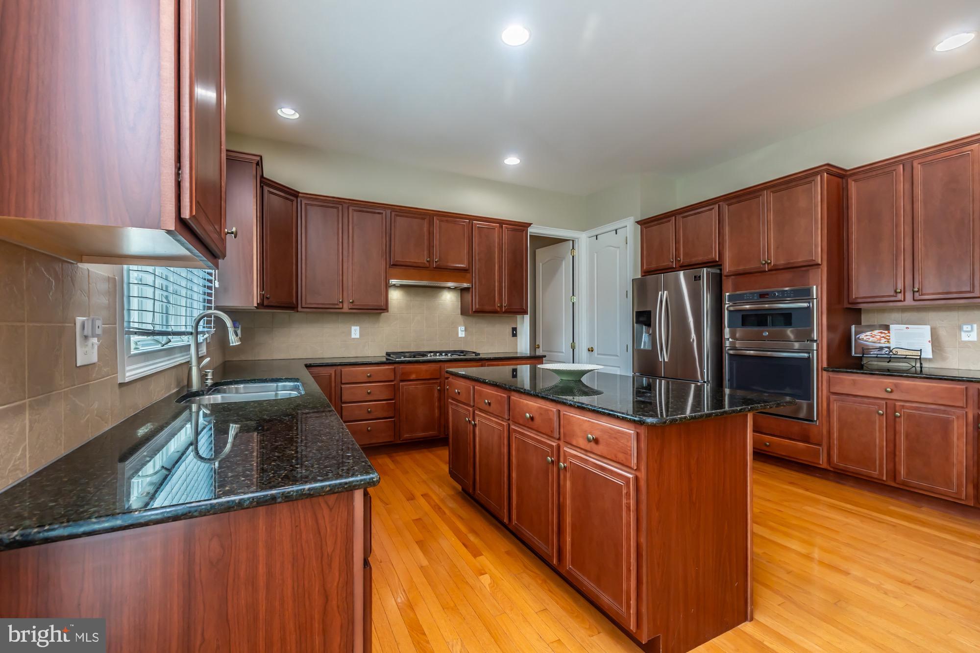 THE RESERVE AT CH - Residential