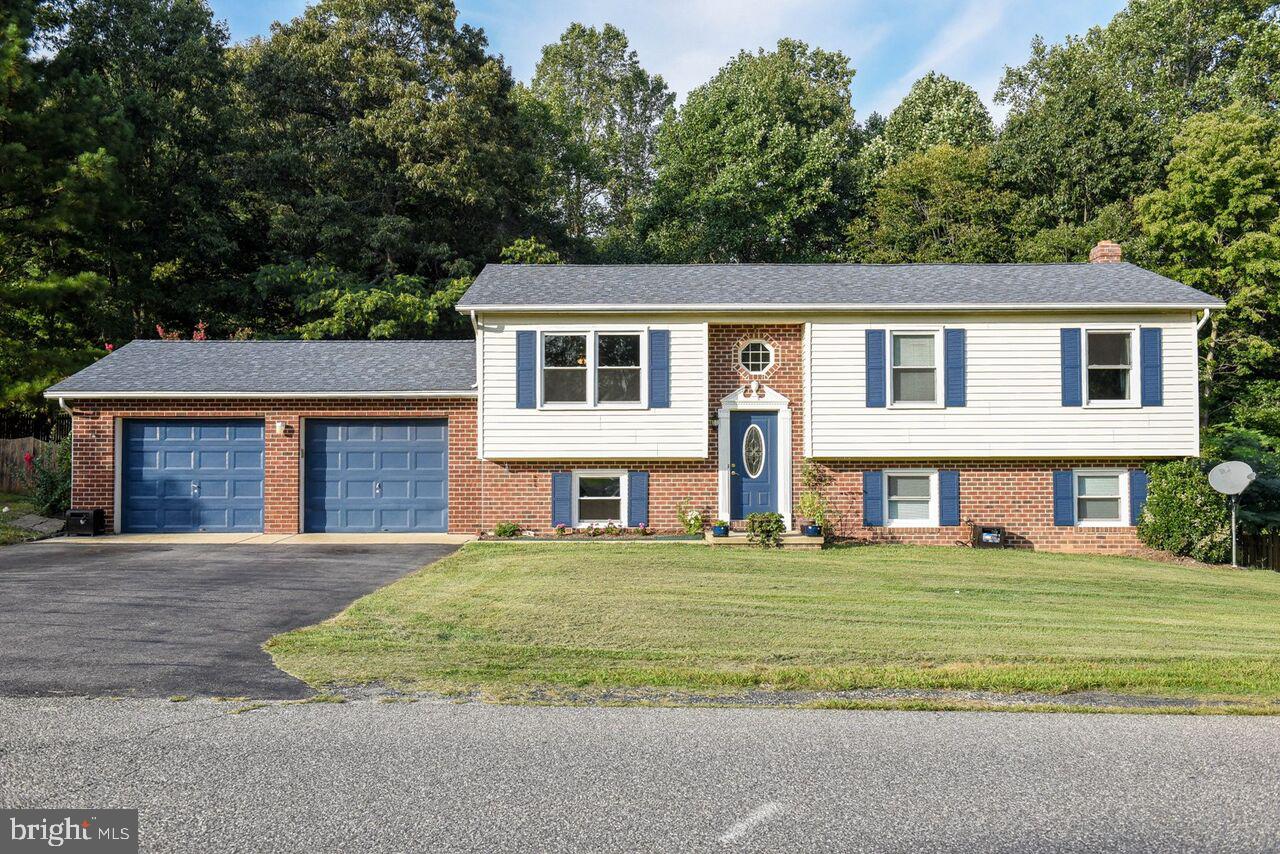LAUREL RIDGE - Residential